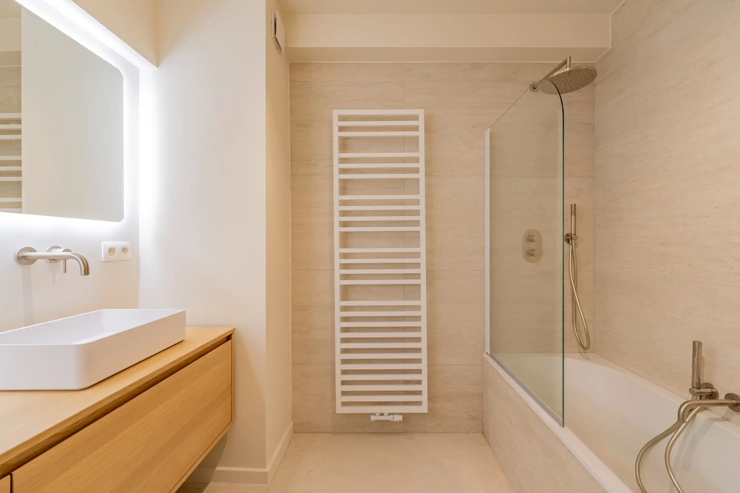 Gerenoveerd appartement met 3 slaapkamer te Knokke foto 13