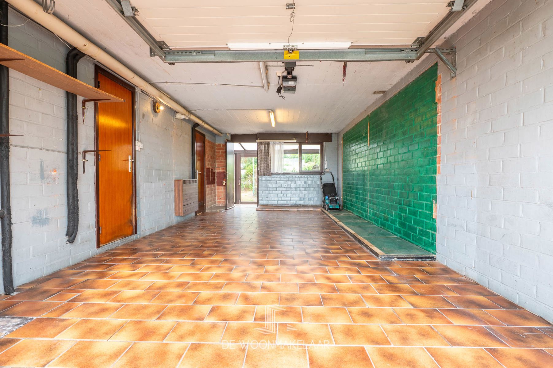 Halfopen bel-etage met 3 slaapkamers, tuin en magnifiek zicht foto 17