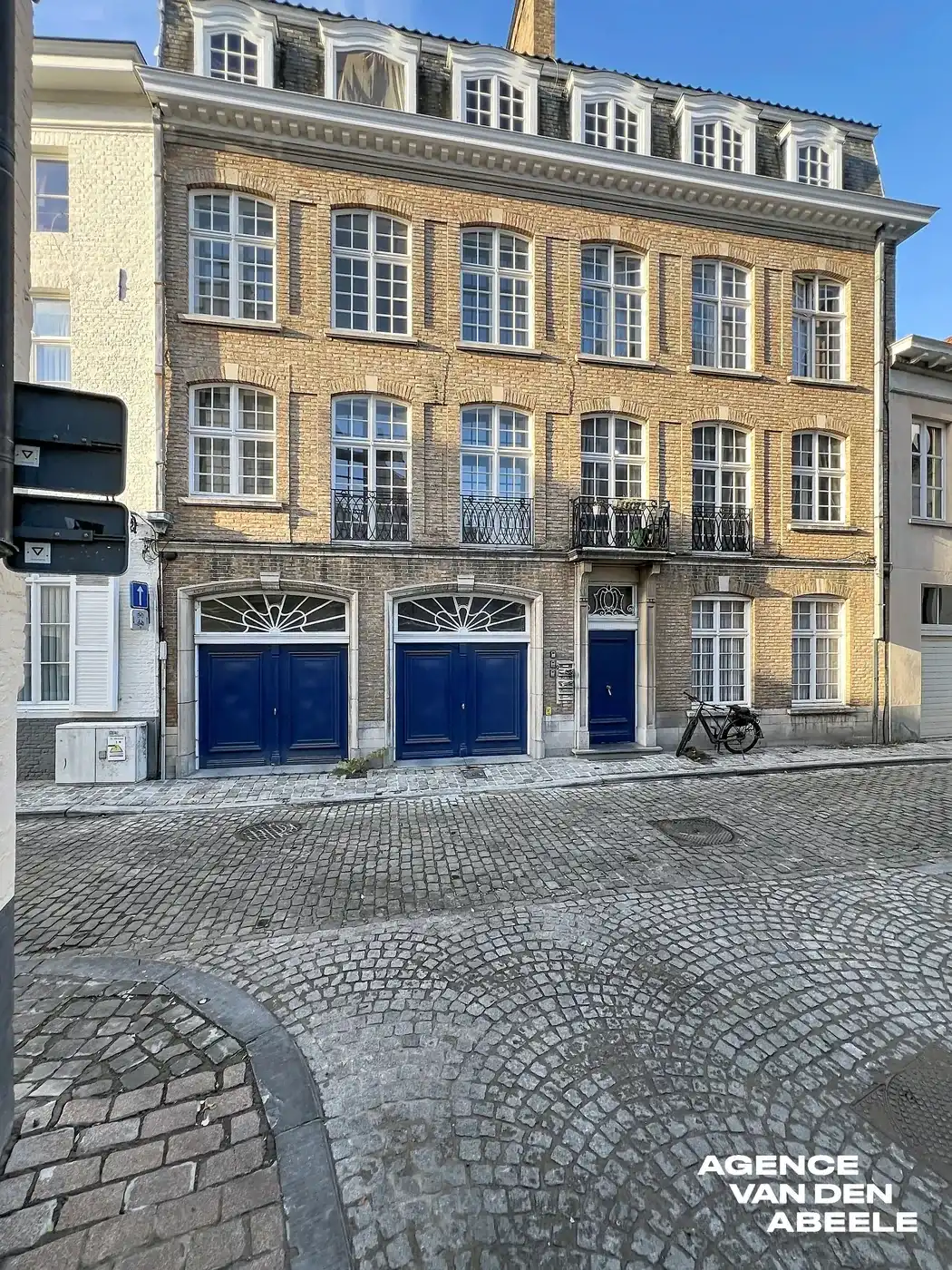 Vernieuwd appartement met 2 slaapkamers foto 10