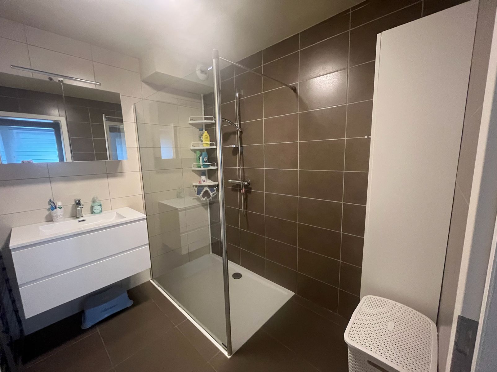 appartement met 2 slpk en autostaanplaats nabij centrum foto 11