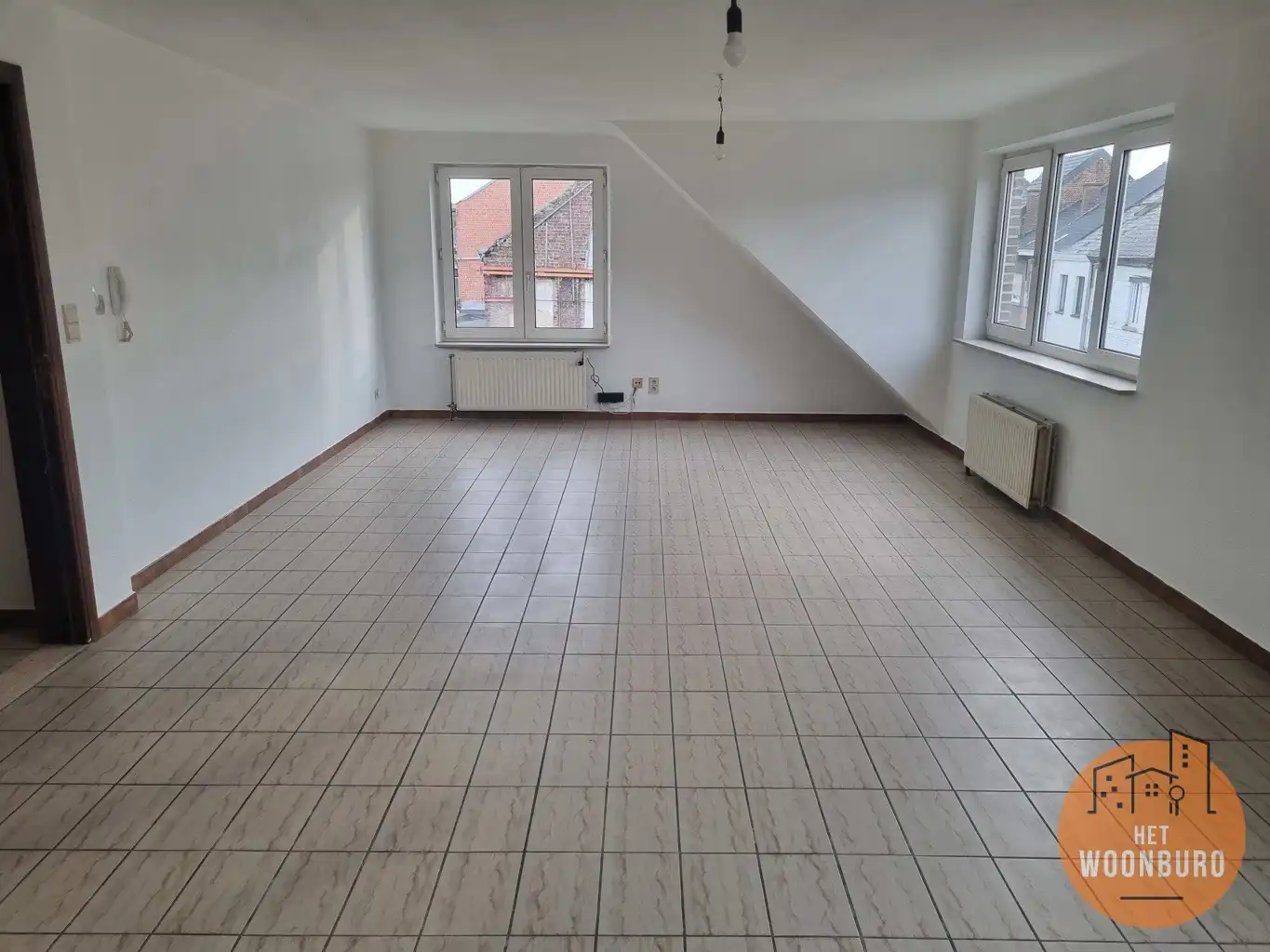 Appartement 2e Verd. met 2 slpks, badk en balkon foto 3
