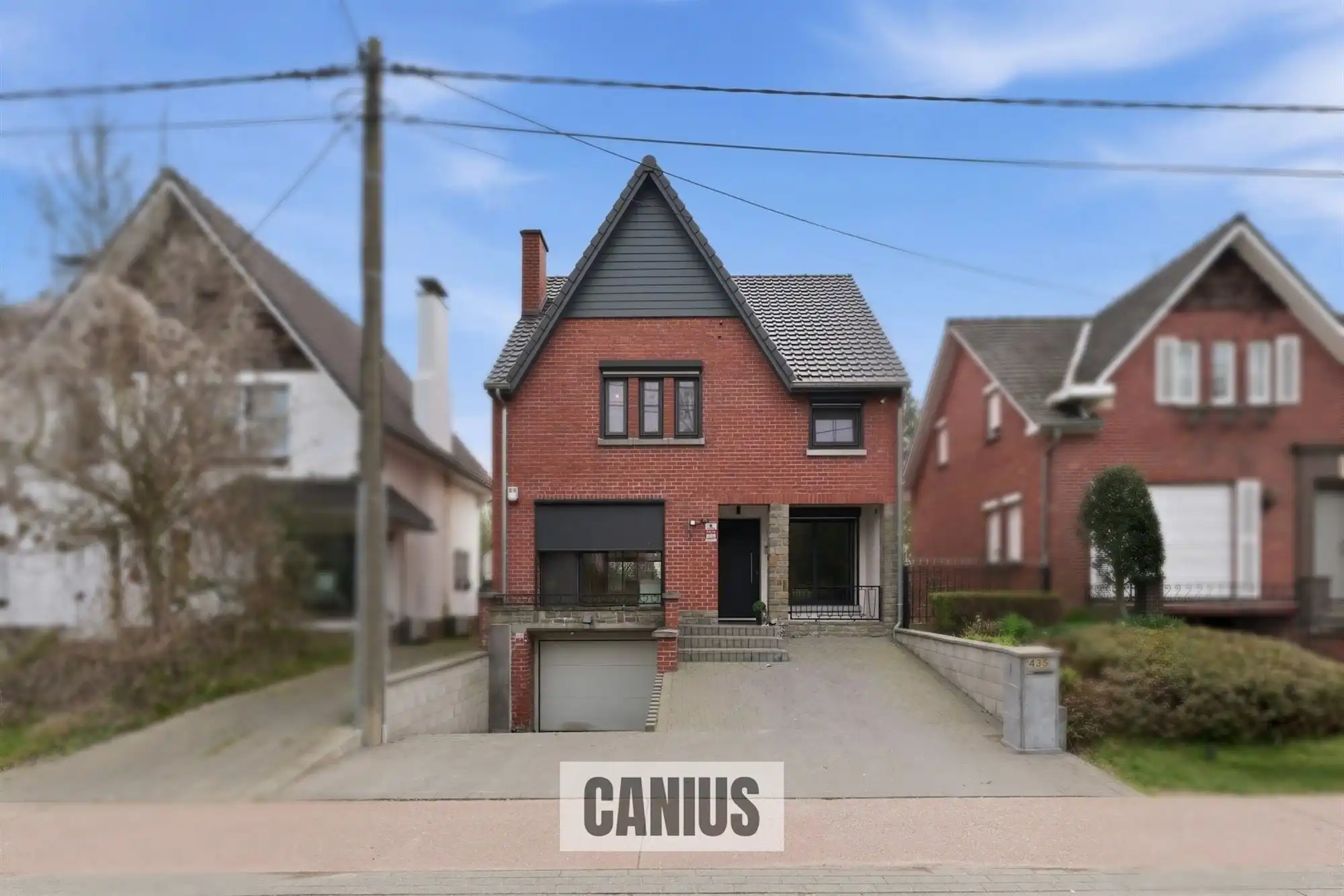Hoofdfoto van de publicatie: GERENOVEERDE OPEN BEBOUWING MET VIER SLAAPKAMERS