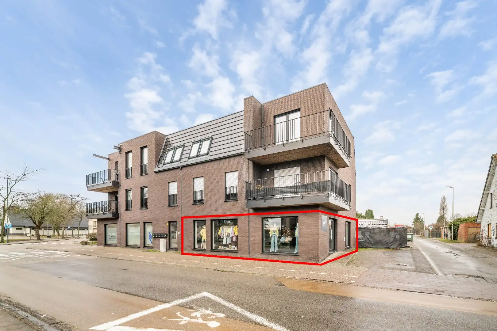 Commerciële ruimte te koop Edelweisstraat 7 -/2 - 3530 Houthalen-Helchteren