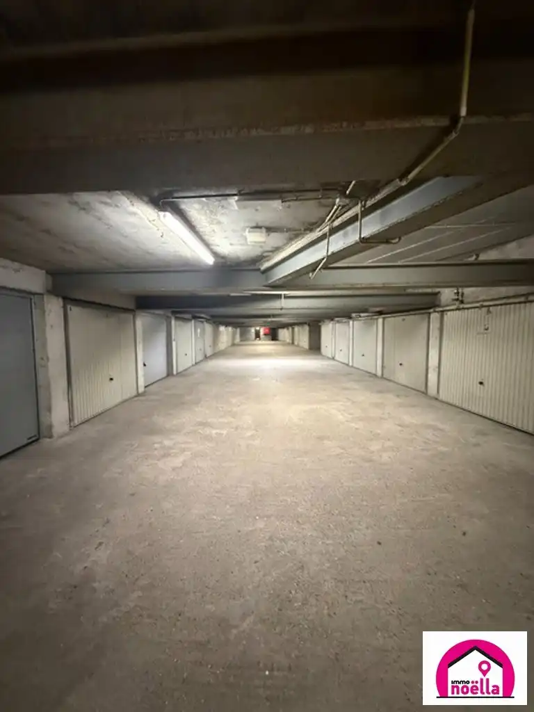 TE KOOP GARAGE TE WESTENDE! foto 6