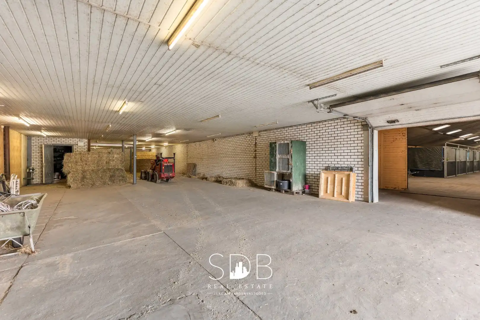 Boerderij met paardenfaciliteiten en graslanden op 14.490m² foto 17