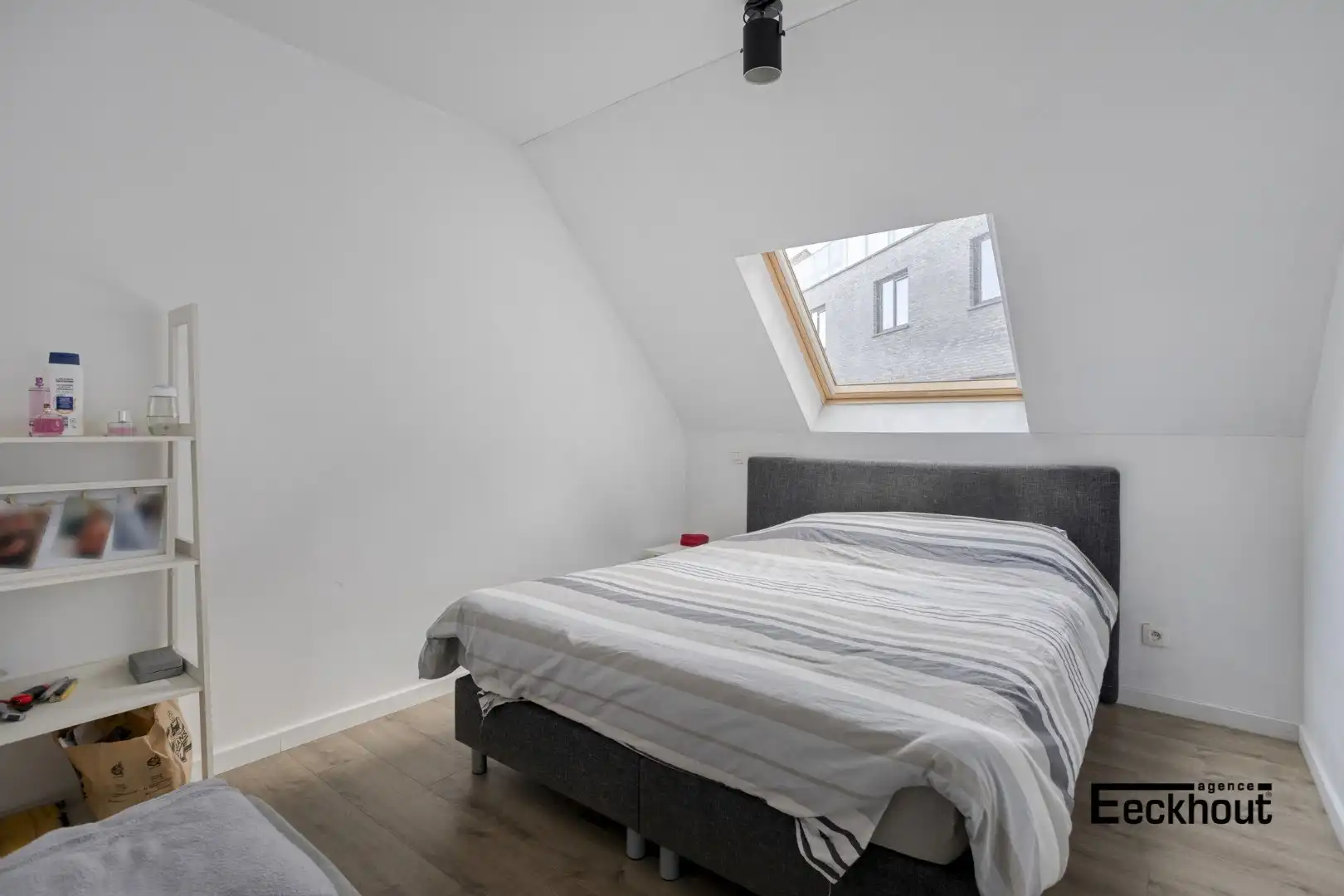 Moderne triplex-appartement met 3 slaapkamers - Ideaal als investeringspand wegens aanwezigheid van vaste huurders foto 9