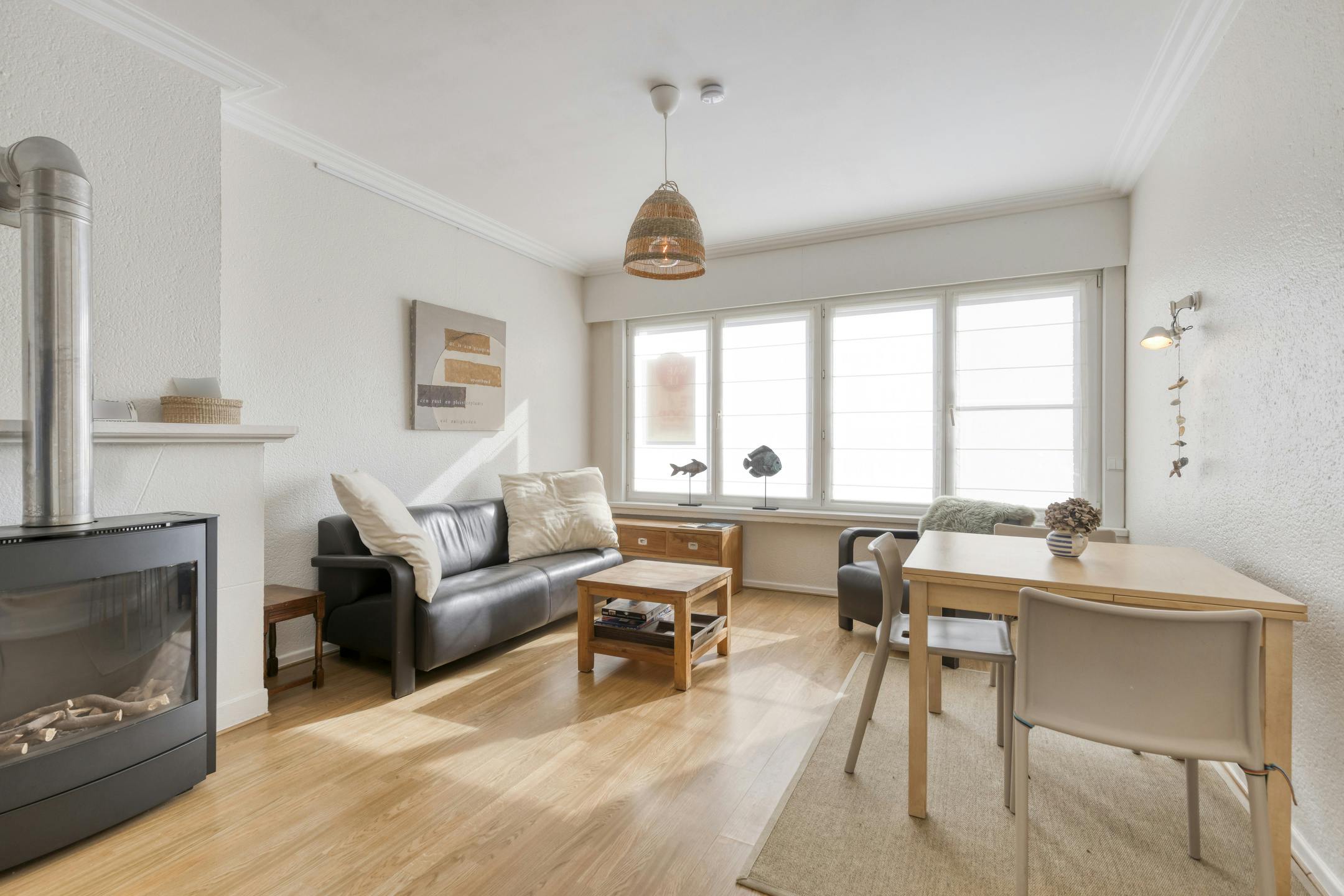 2-slaapkamer appartement met ruim terras te koop in Heist foto 6