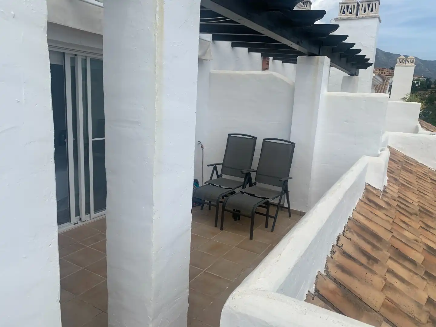 Gezellige duplex met zicht over de Nueva Andalucia vallei naar de Middellandse zee. foto 29