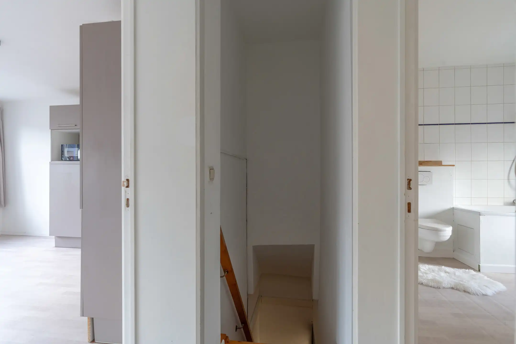 Voormalige winkel met garage, mogelijkheid tot 3 slpk woning foto 13