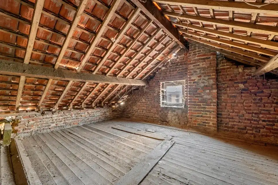 TE RENOVEREN HOEVE MET VEEL POTENTIEEL IN RIEMST foto 26