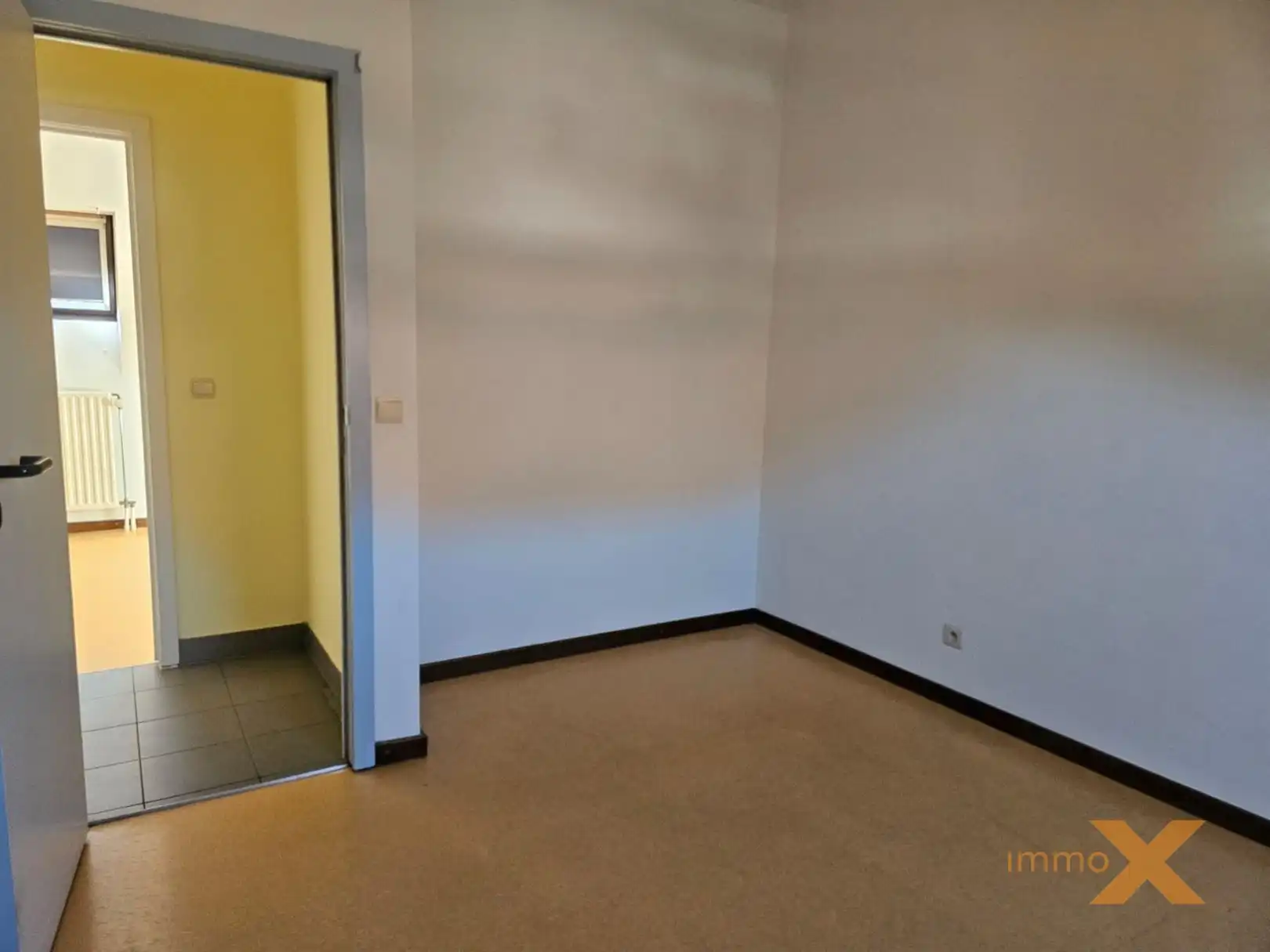 GROOT DUPLEXAPPARTEMENT MET RUIM TERRAS EN GARAGE foto 17