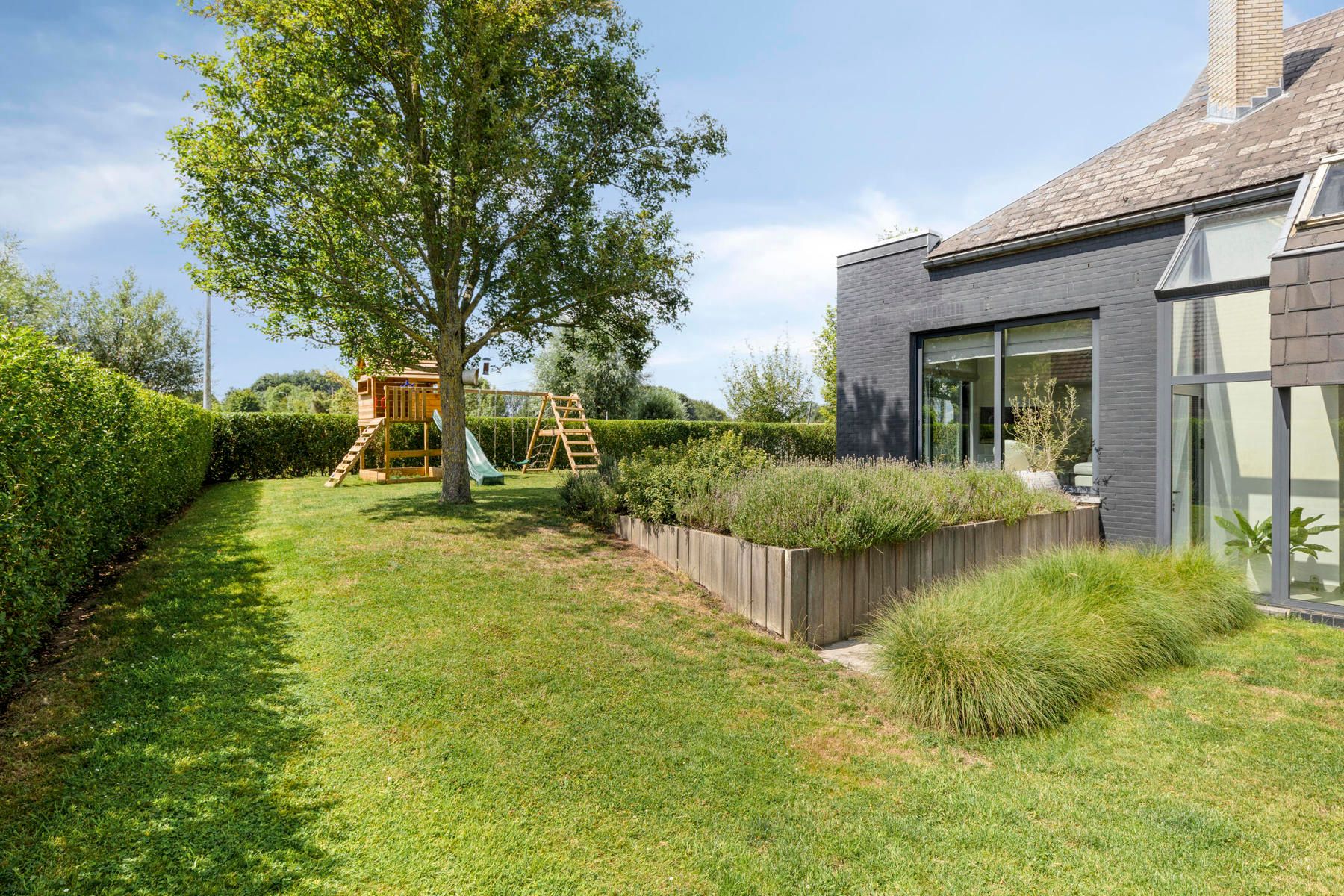 Stijlvolle villa op toplocatie in het groen foto 31