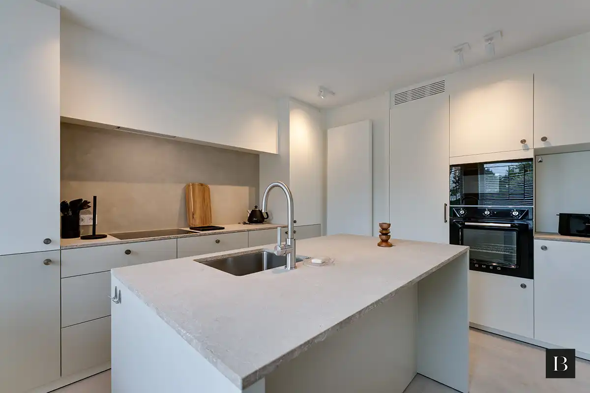 Prachtig gerenoveerde woning nabij het strand foto 10