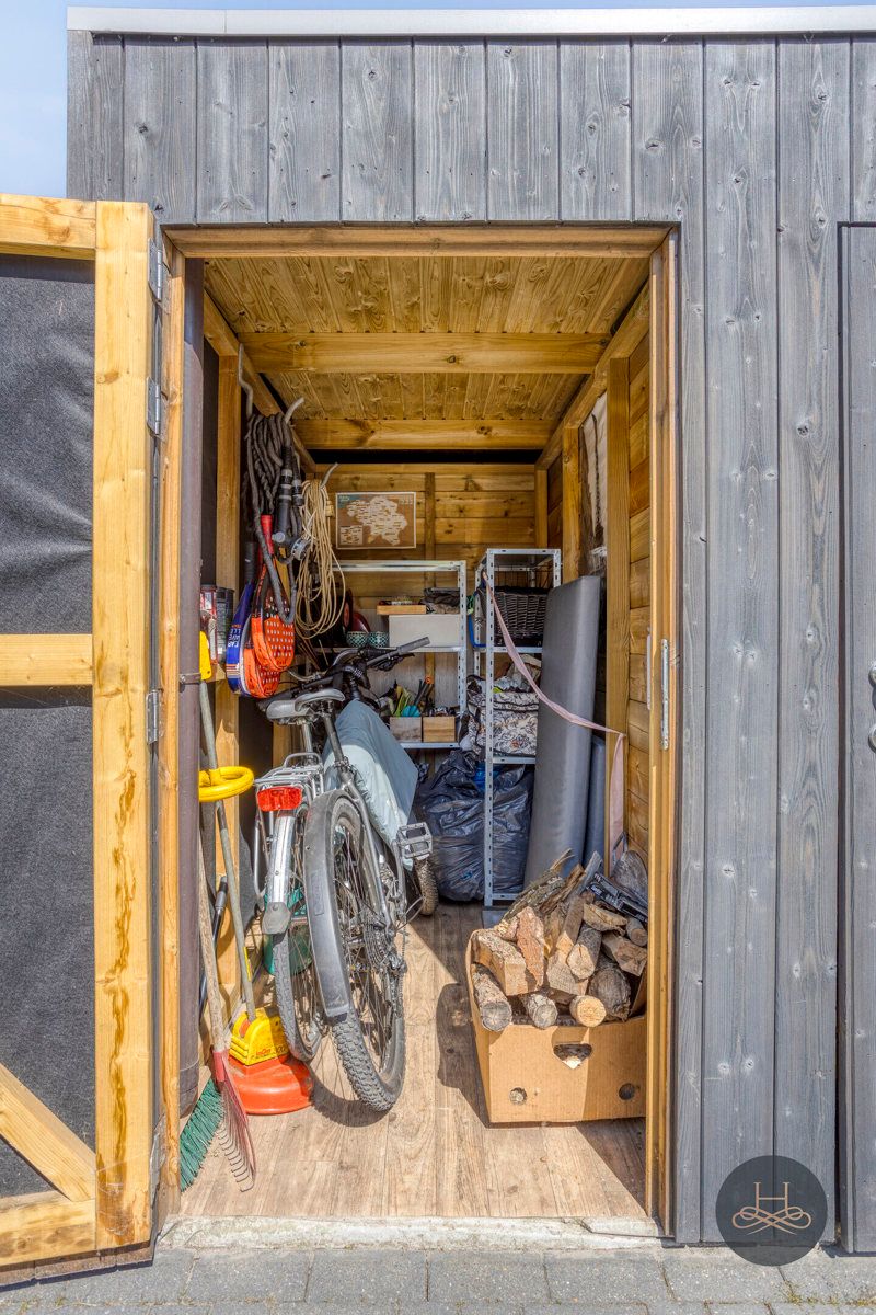 Lichtrijk, recent gelijkvloers appartement met toffe tuin foto 31