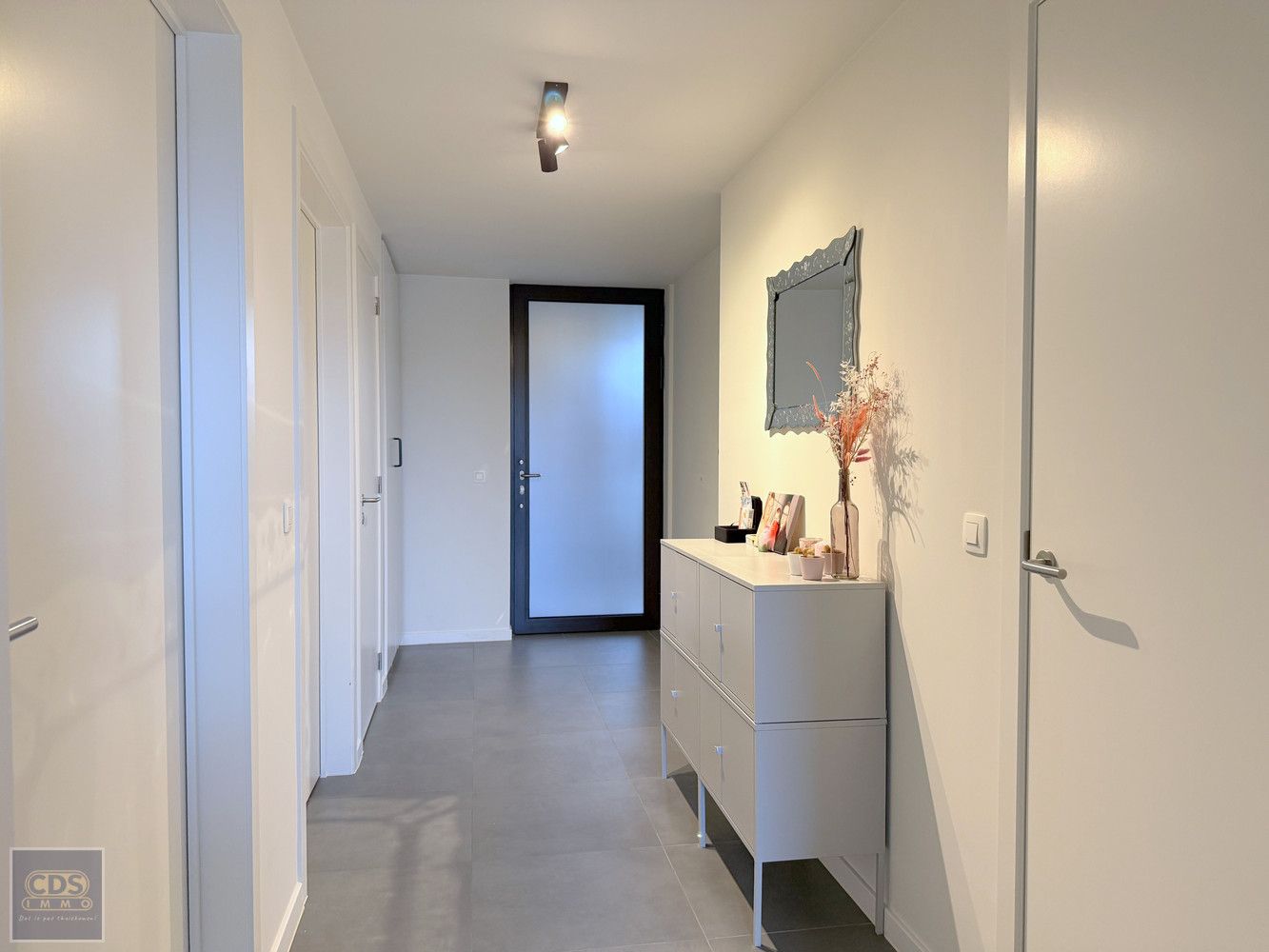 Instapklaar 2-slaapkamerappartement foto 13