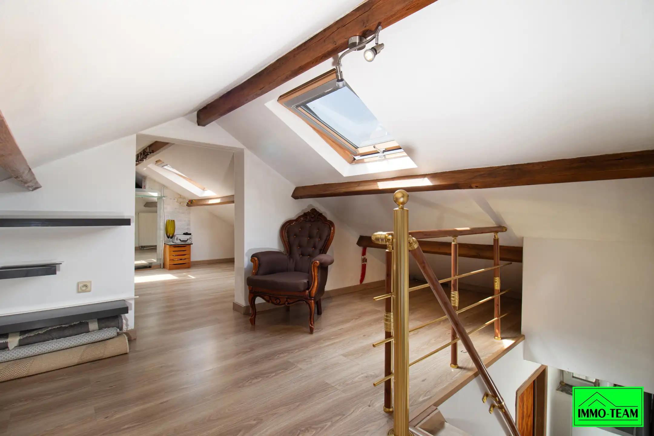 Instapklare bungalow met 5 slaapkamers foto 10