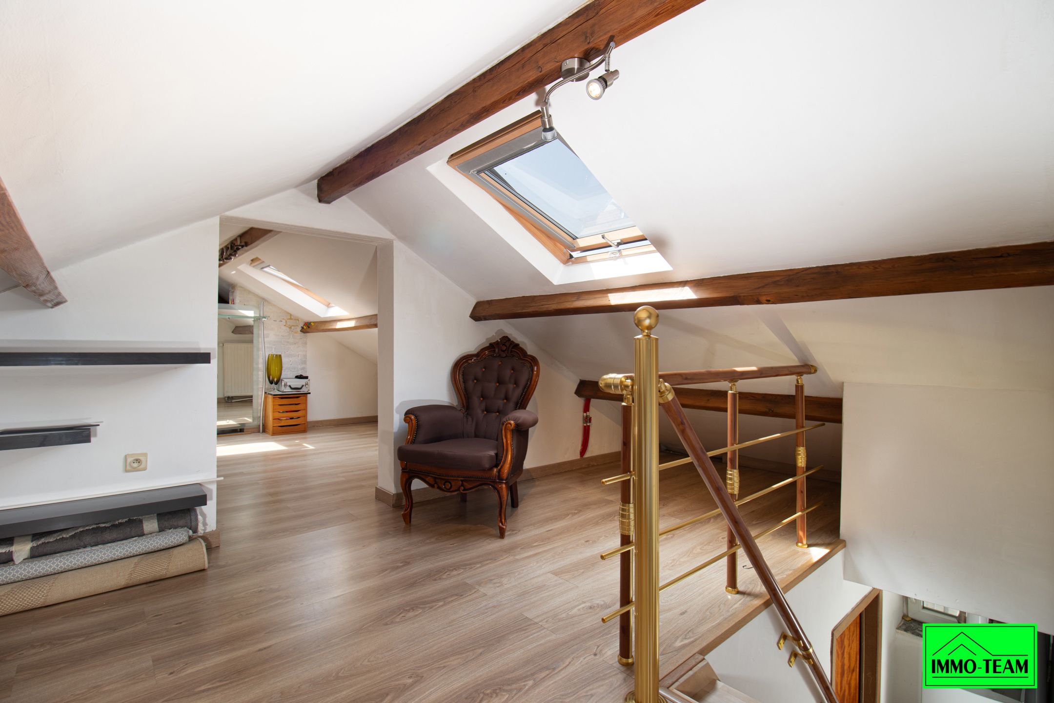 Instapklare bungalow met 5 slaapkamers foto 10