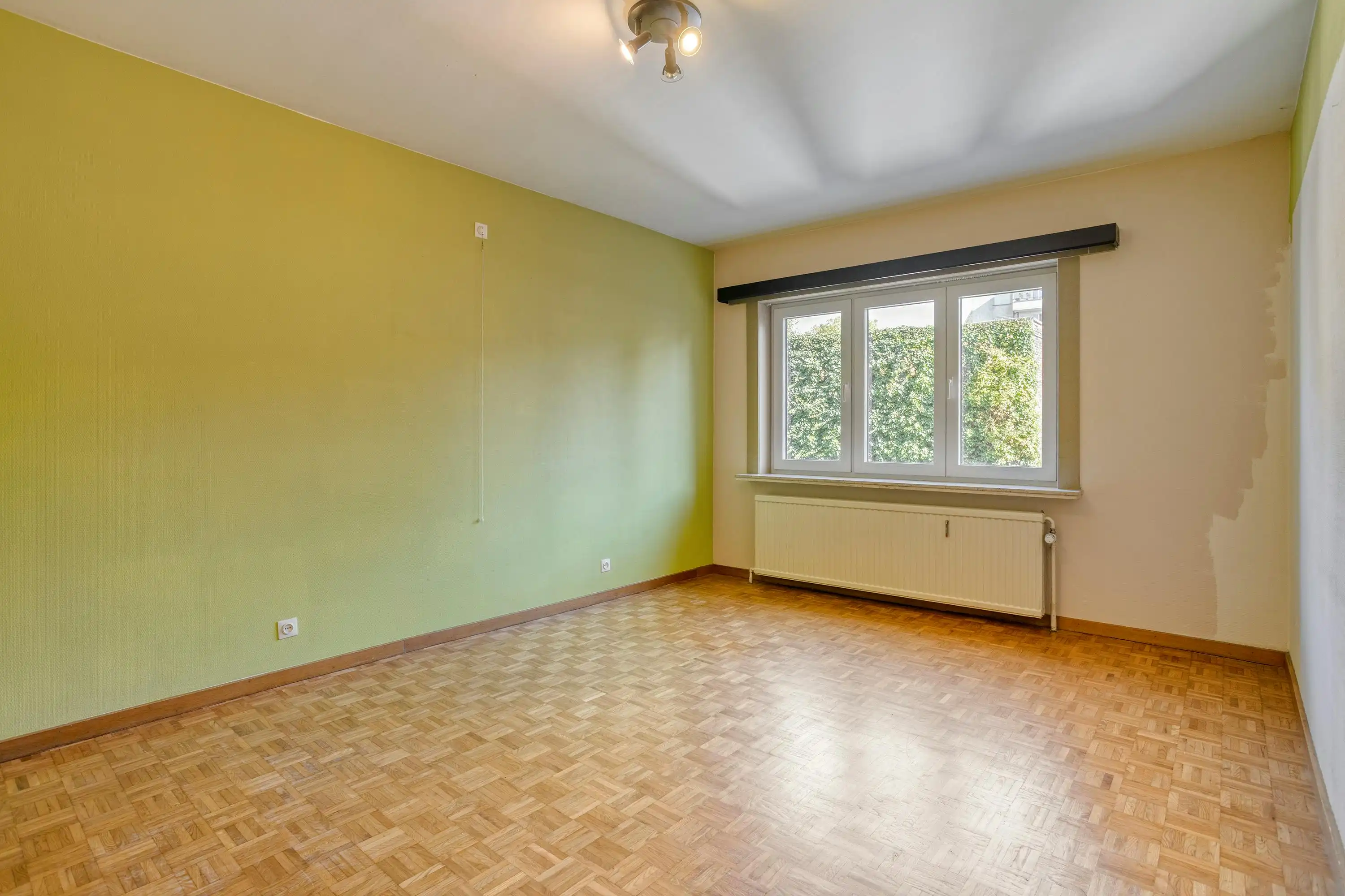 Ruim appartement te koop in Harelbeke aan de Leie foto 8