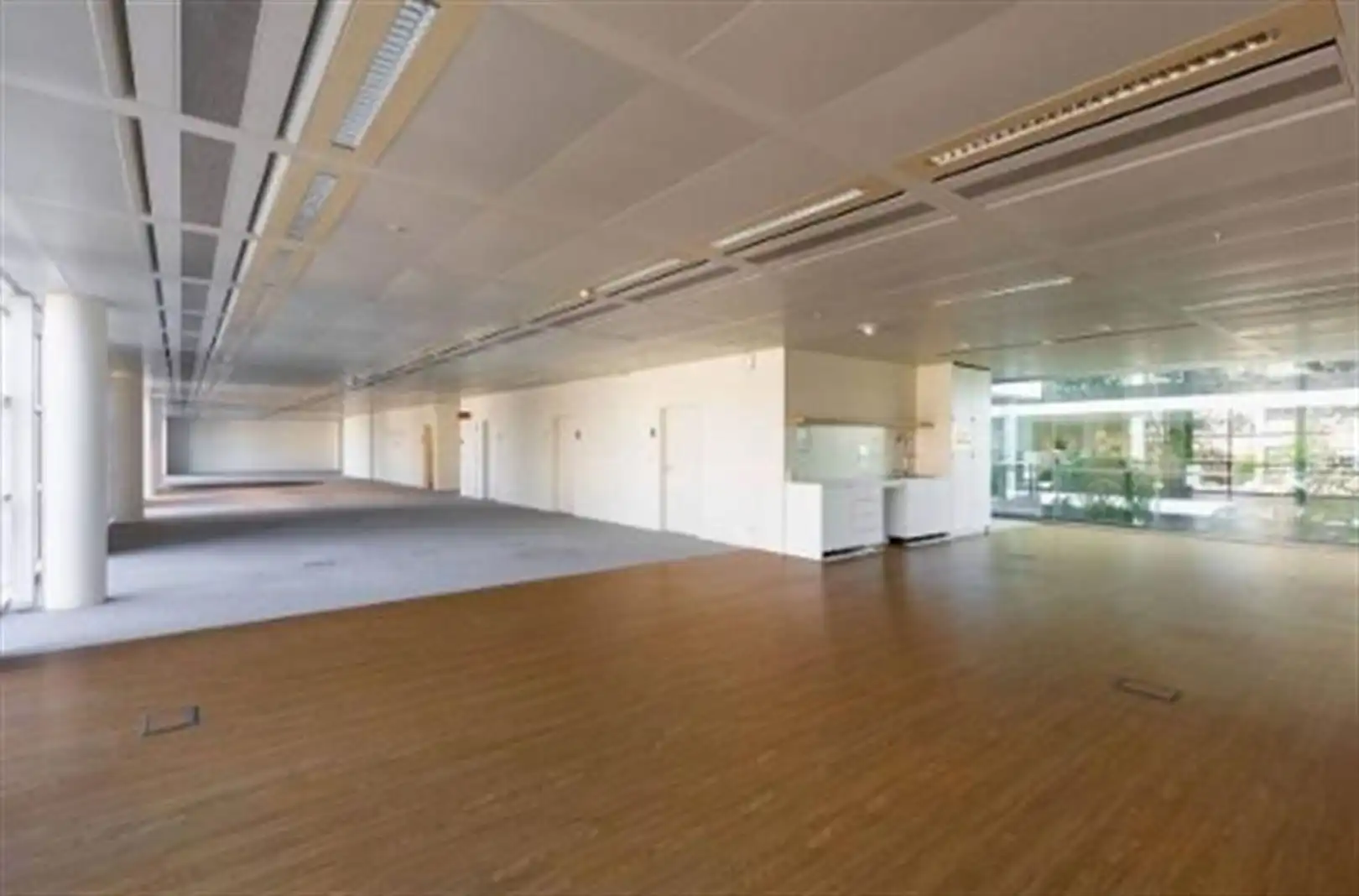 THE HUB : kantoren vanaf 319m² foto 15