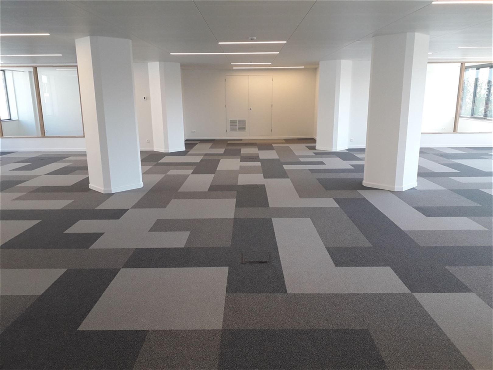 Volledig rerenoveerde kantoren te huur vanaf 150 m² foto 15