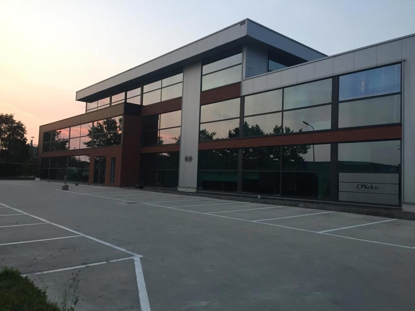 Kantoor te huur foto 2