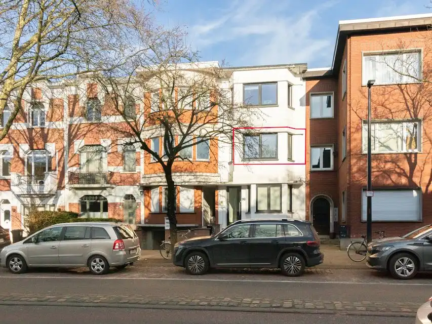 Charmant en instapklaar appartement in Mortsel foto {{pictureIndex}}