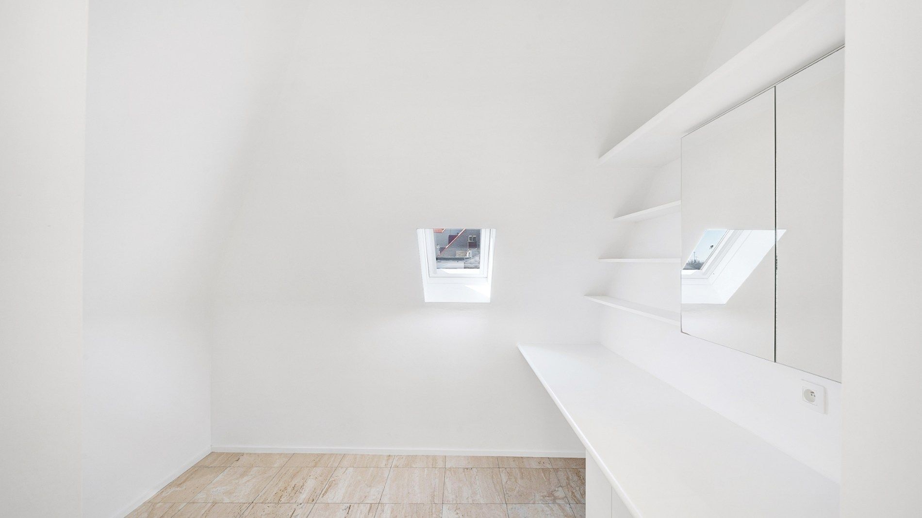 Prachtig duplex appartement met 18 meter gevelbreedte en groot zuid gericht terras met open zicht over het Knokse hinterland foto 6