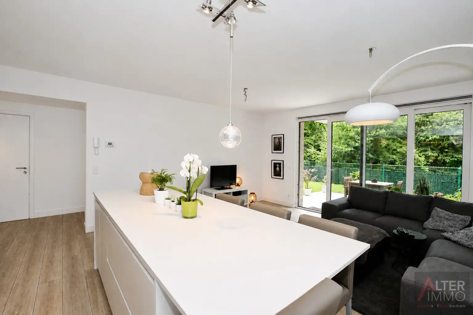 Gelijkvloers appartement, uitzonderlijk gunstige ligging! foto 6