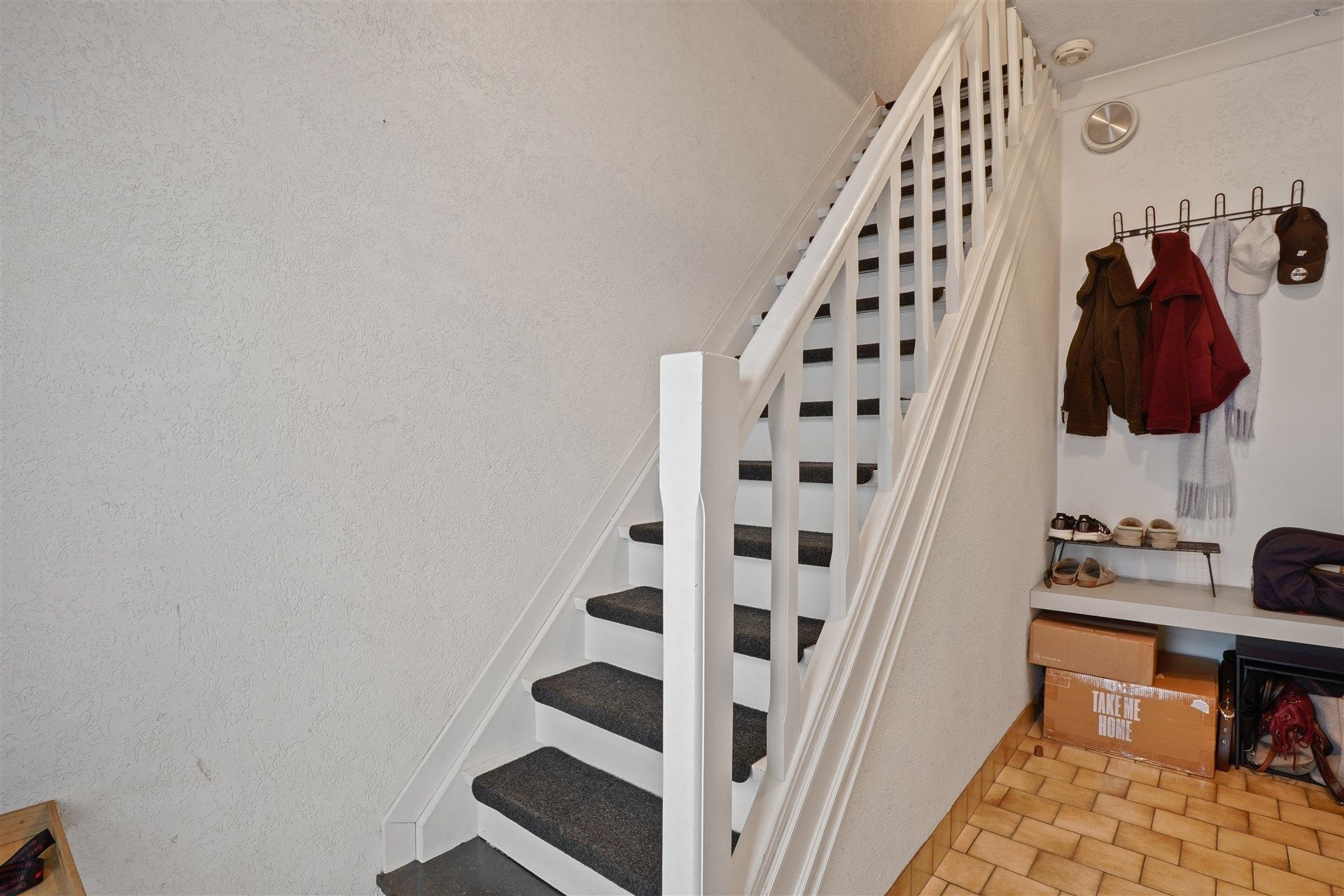 Rijwoning nabij centrum Stekene foto 4