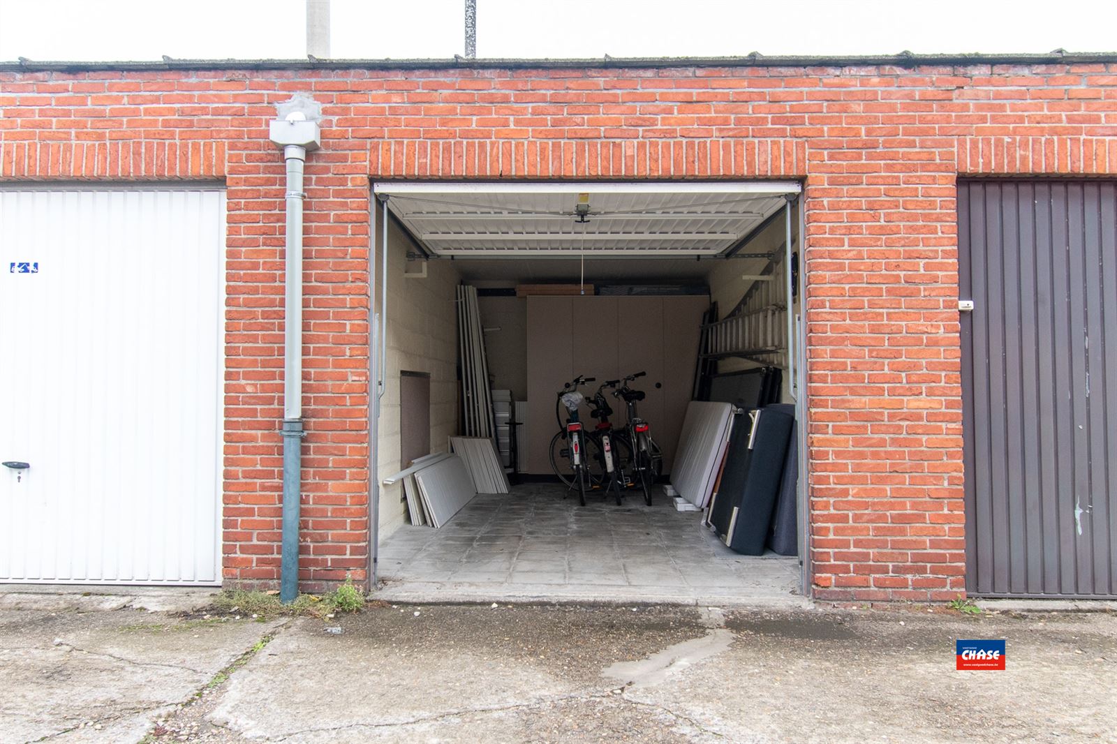 Instapklare gezinswoning met 3 tot 5 slaapkamers,tuin en garagebox foto 29