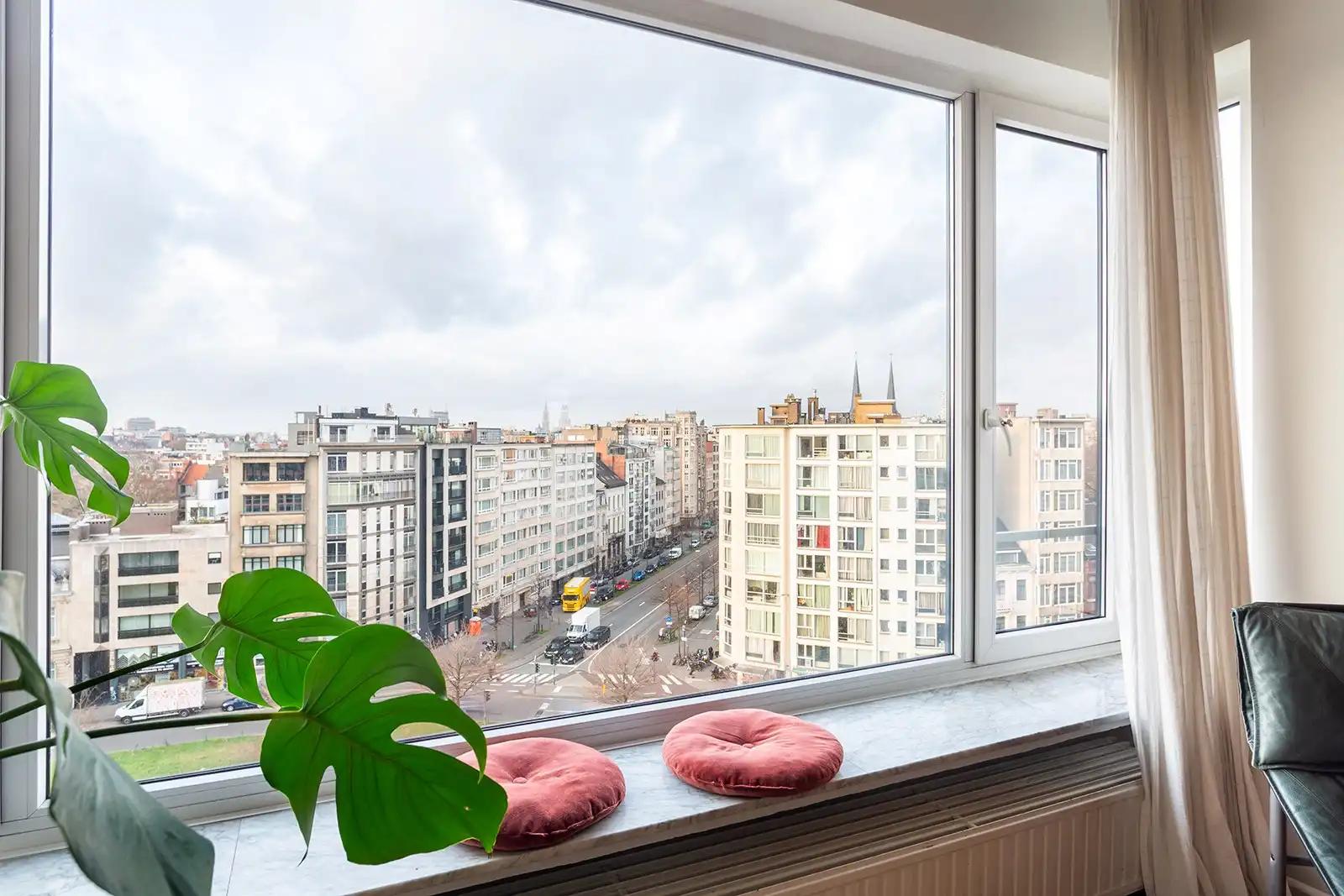 Instapklaar appartement met prachtig uitzicht foto 7
