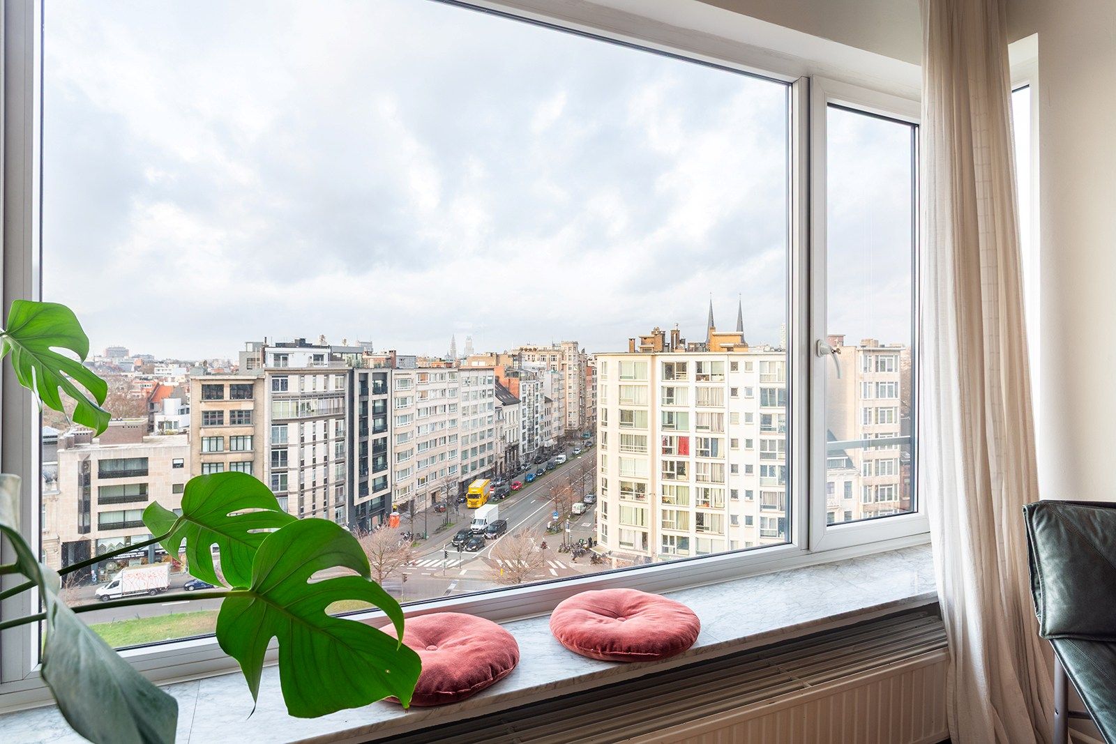 Instapklaar appartement met prachtig uitzicht foto 7