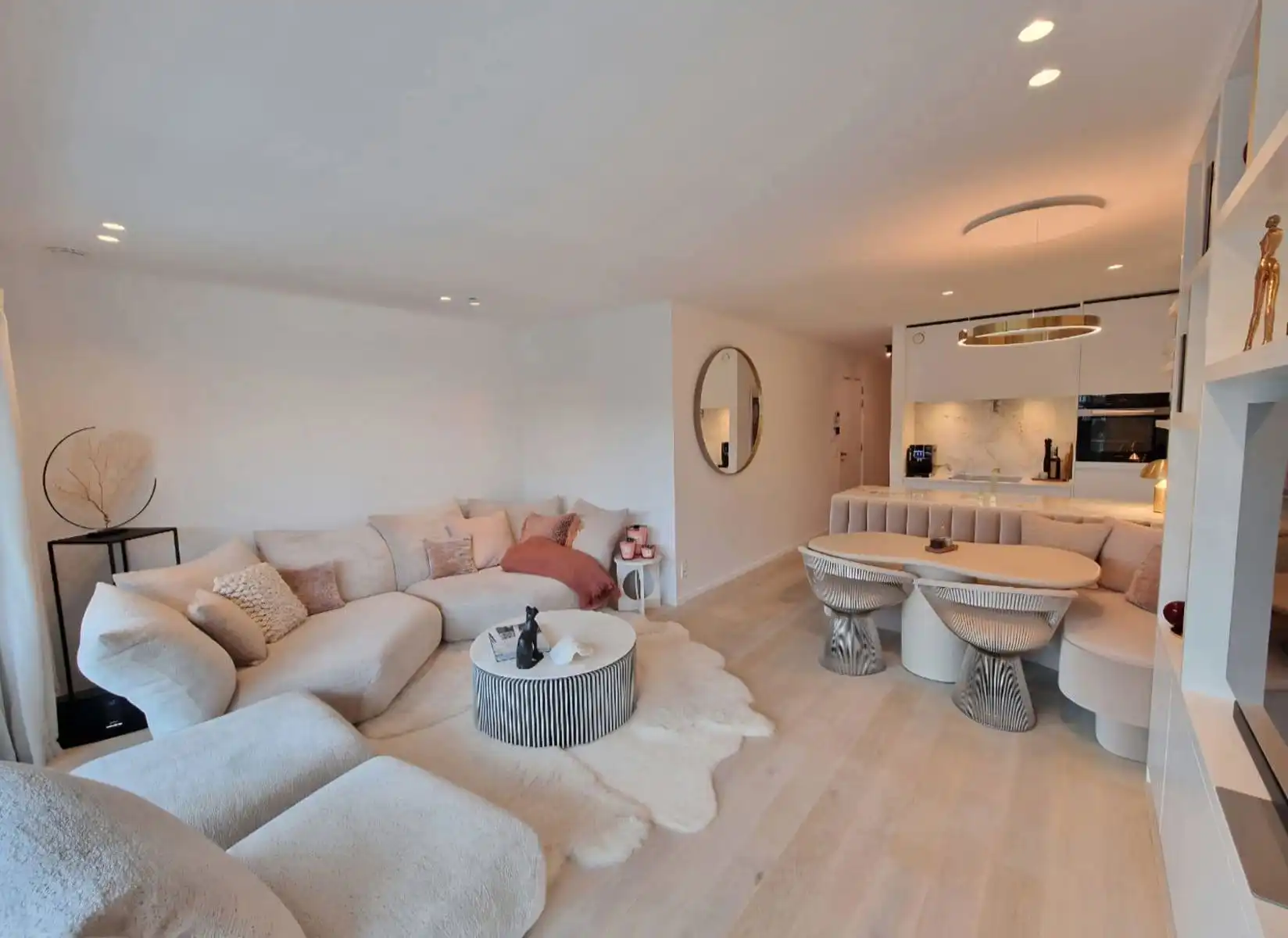 Magnifiek appartement met luxueuze materialen, hartje Zoute foto 5