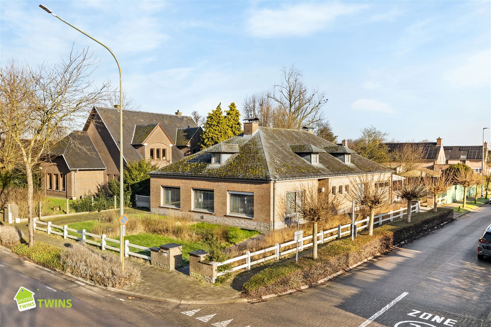 Riante open bebouwing op een perceel van 988m² op topligging in Zele.  foto 2
