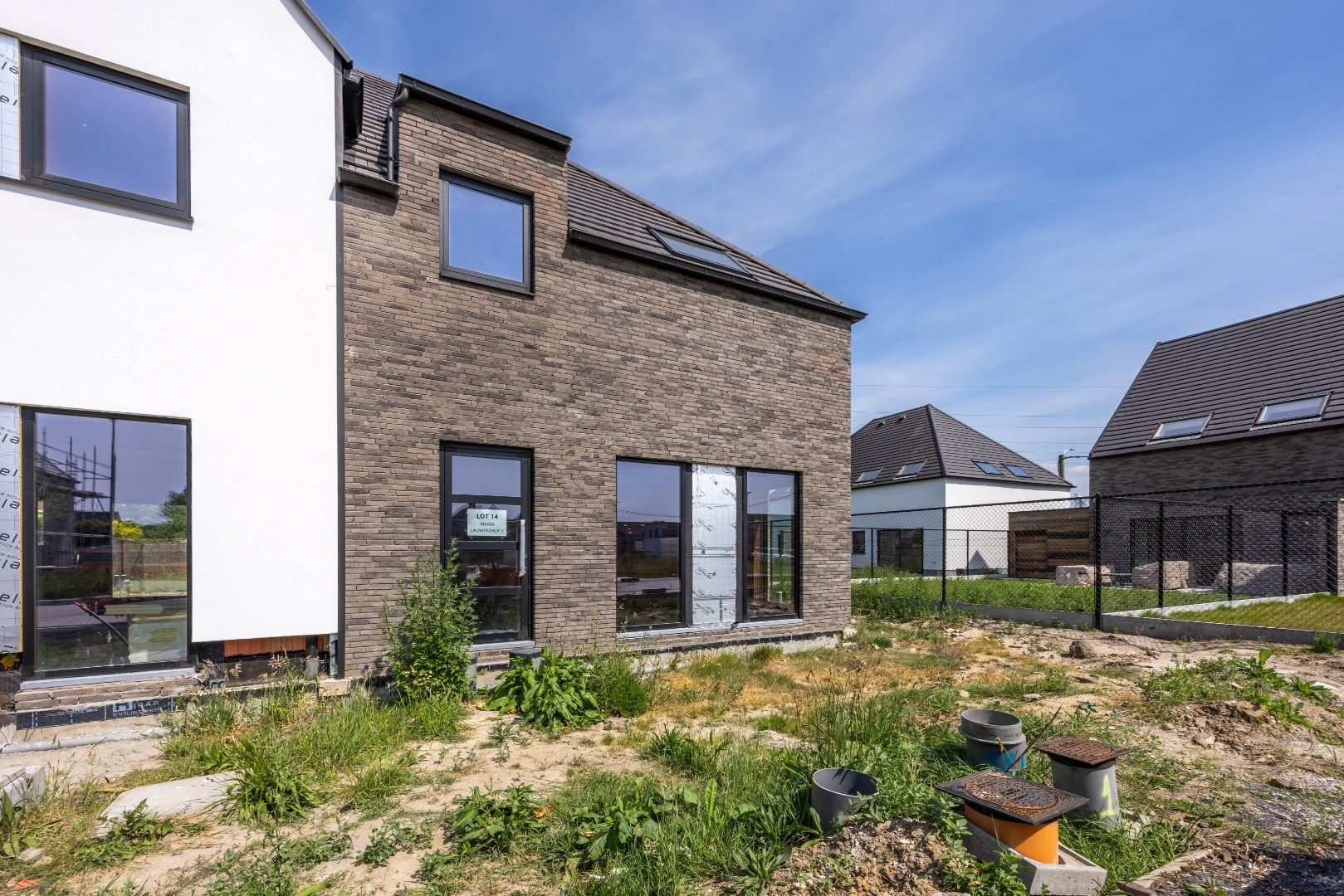 Moderne nieuwbouwwoning met 3 slaapkamers en tuin in Sint-Baafs-Vijve. foto 2