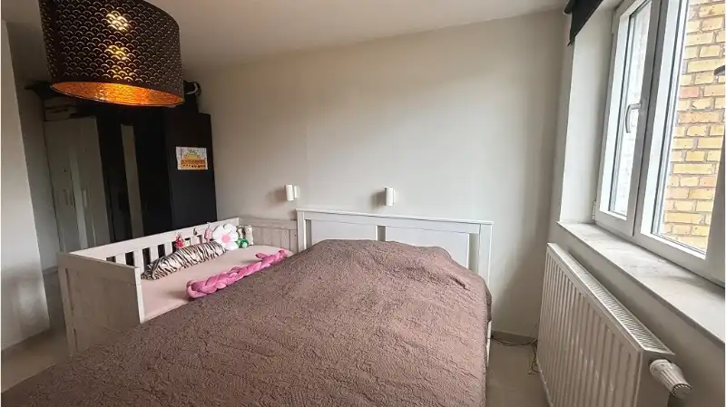 Recent 2-slaapkamerappartement met TERRAS  te huur in Brugge foto 9