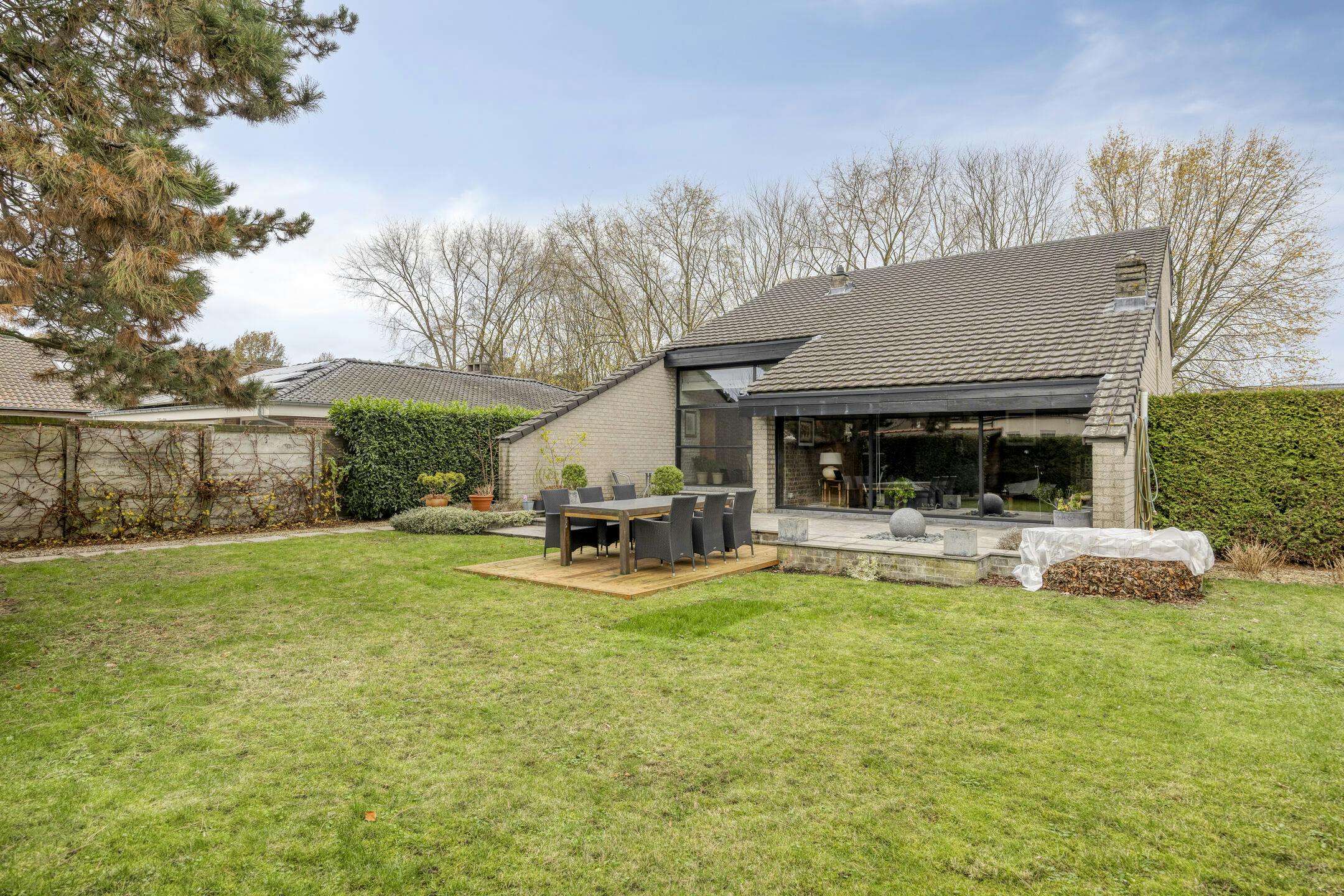 Vrijstaand huis te koop in Grobbendonk foto 2