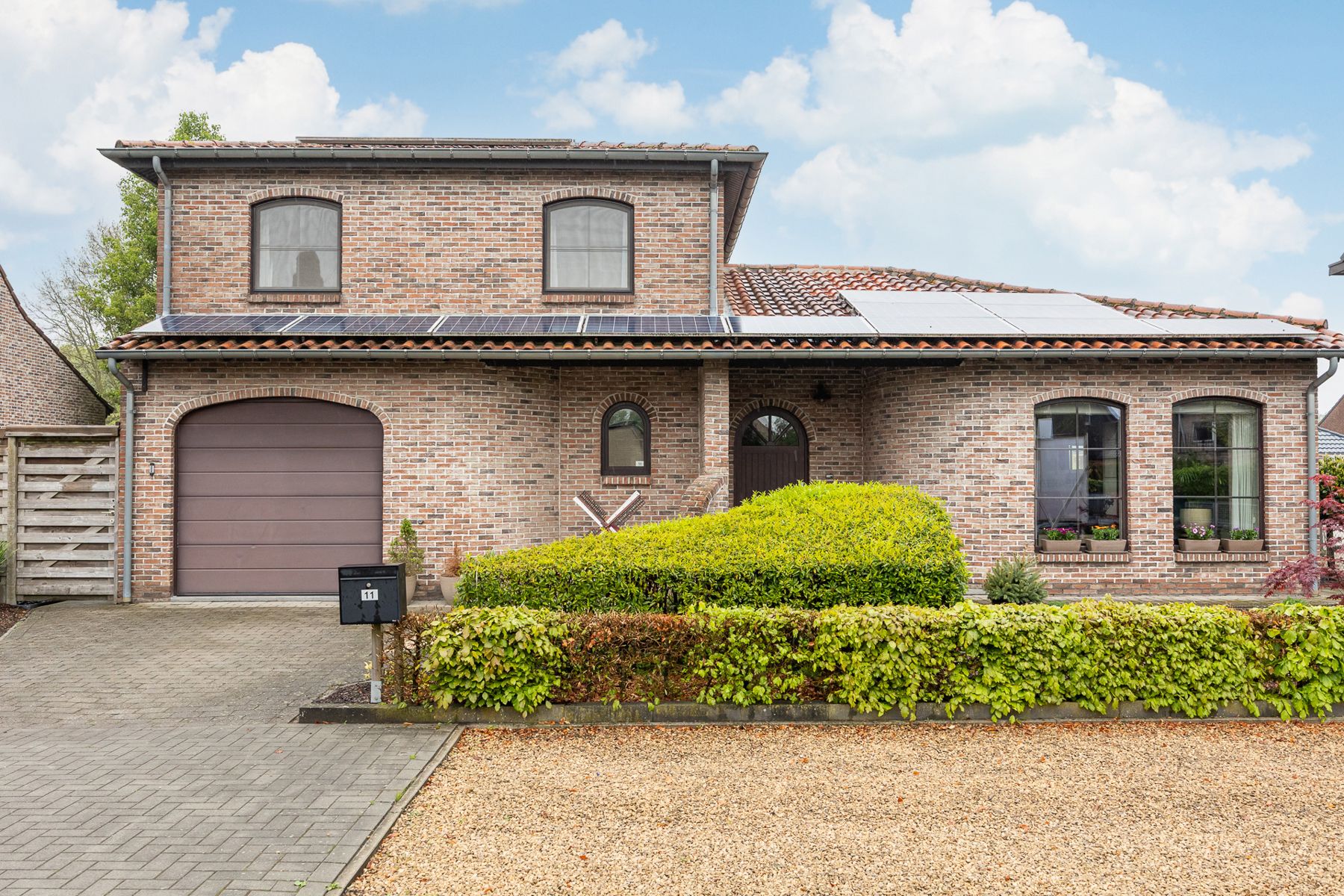 Hoofdfoto van de publicatie: Woning met 2 slaapkamers en garage op 557 m2 grond