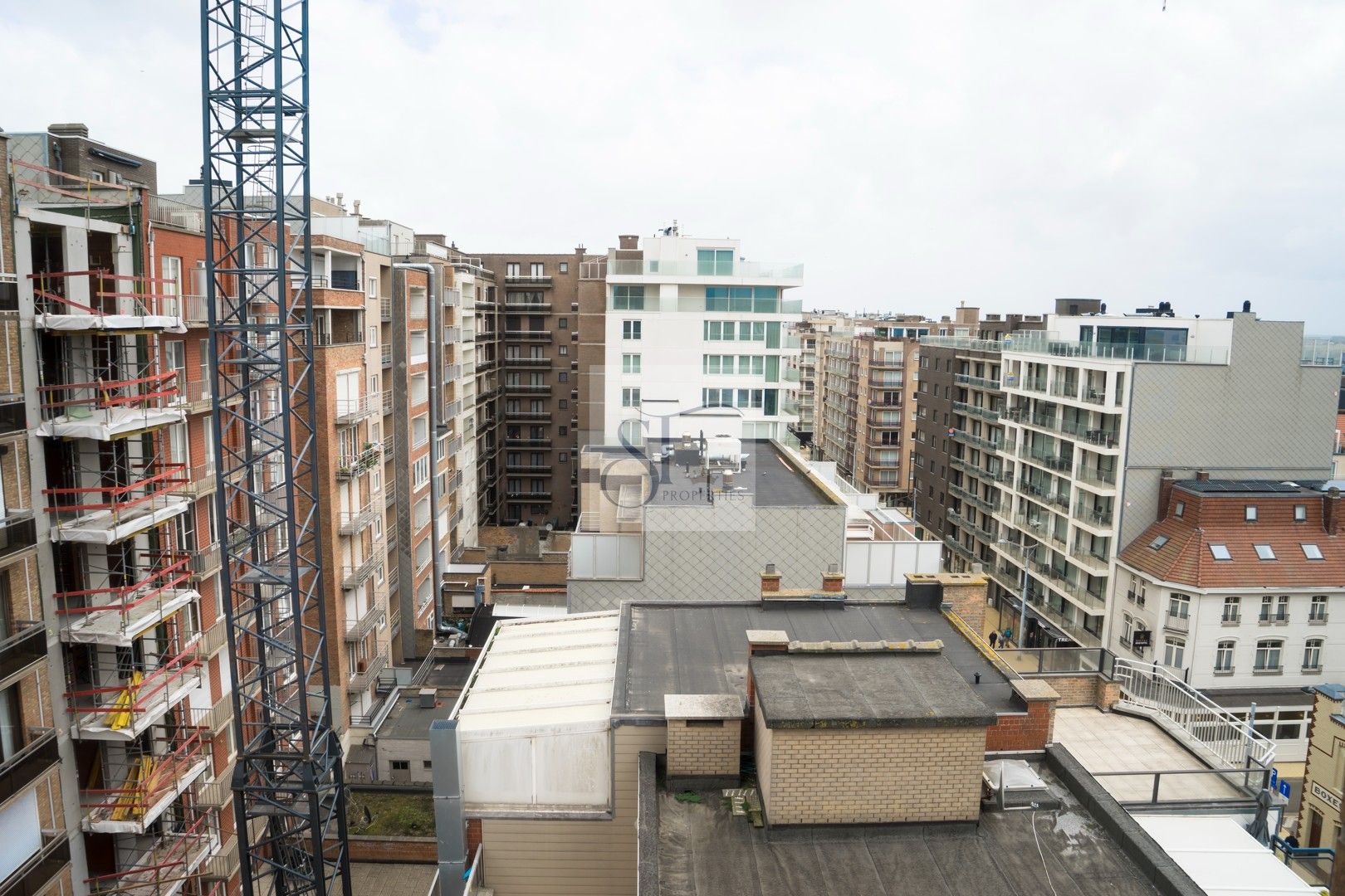 Gemeubeld appartement met zeezicht op toplocatie! foto 14