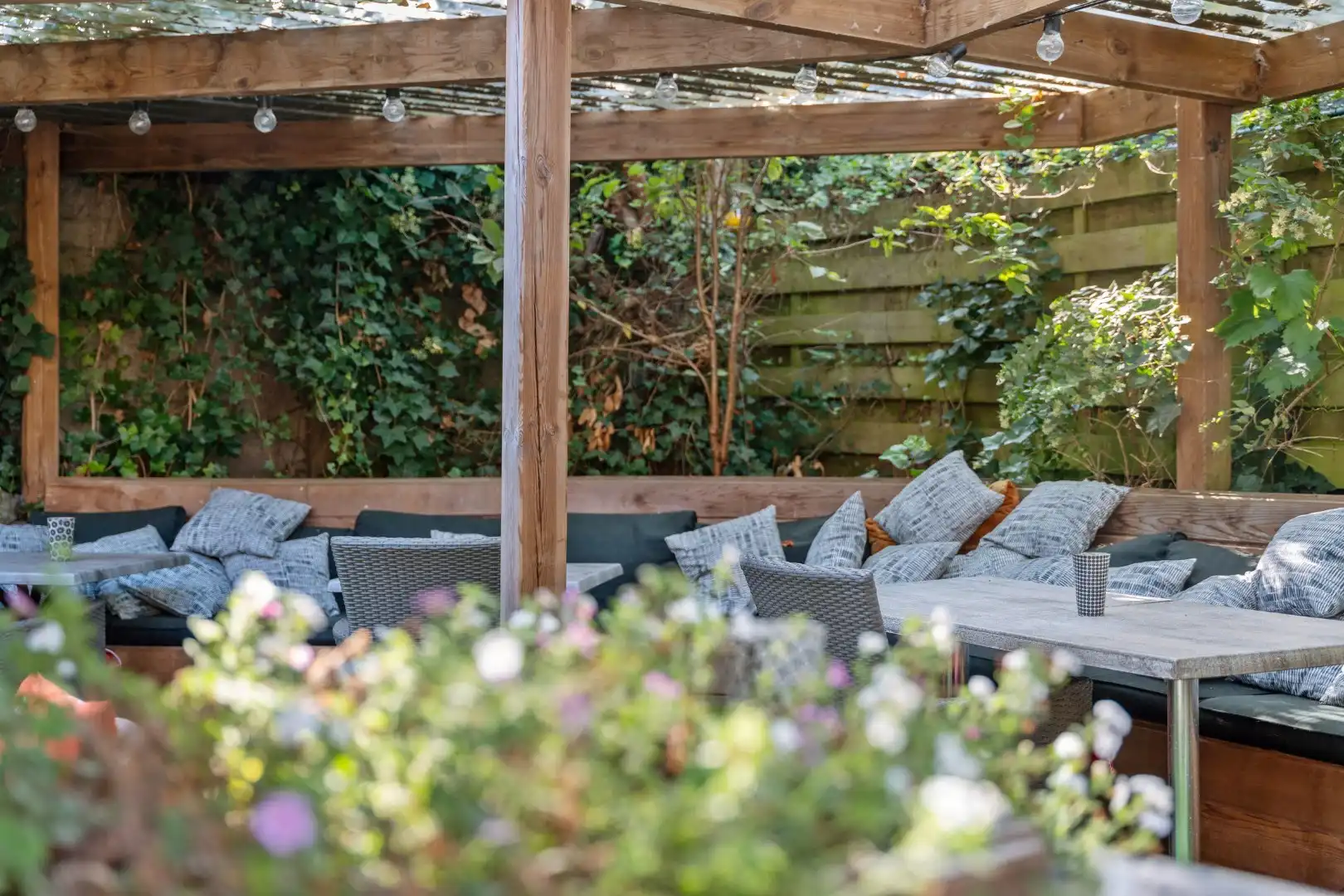 Karaktervolle woning aan het kanaal in Bornem foto 21