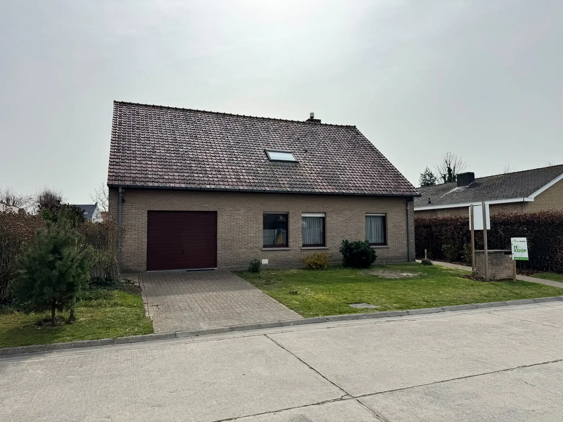 Alleenstaande instapklare gezinswoning met 5 slaapkamers zuidgerichte tuin en garage te Koekelare foto 5