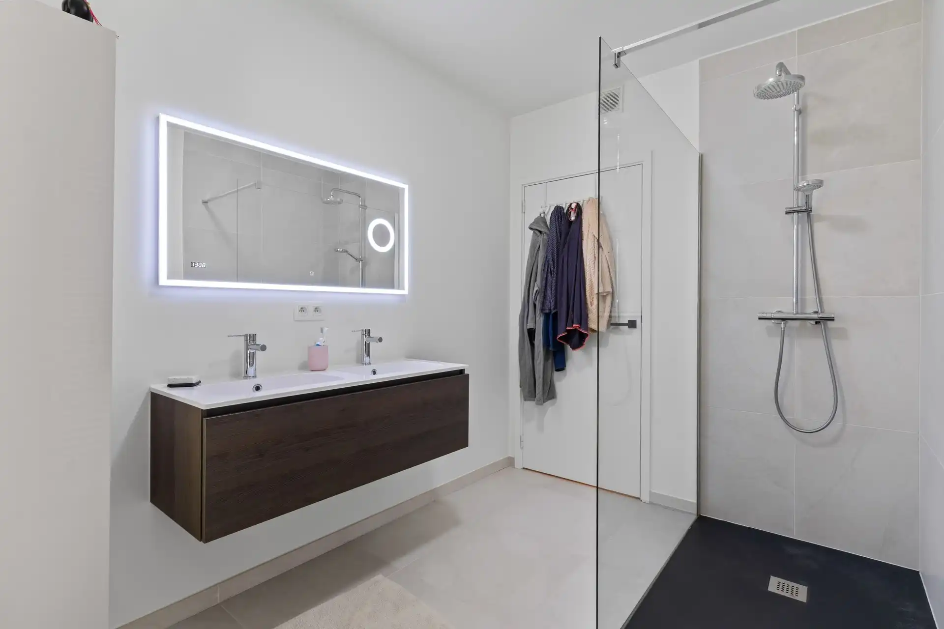 Recent, instapklaar gelijkvloers appartement met prachtige tuin en staanplaats te Berlare foto 16