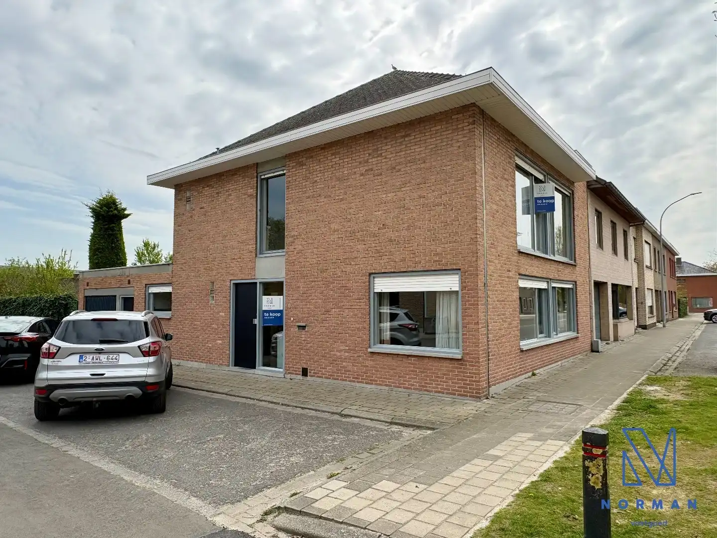 Grote hoekwoning te koop in de Bosmolens te Izegem met 3 slaapkamers, ruime tuin en een zolder met veel mogelijkheden. foto 14