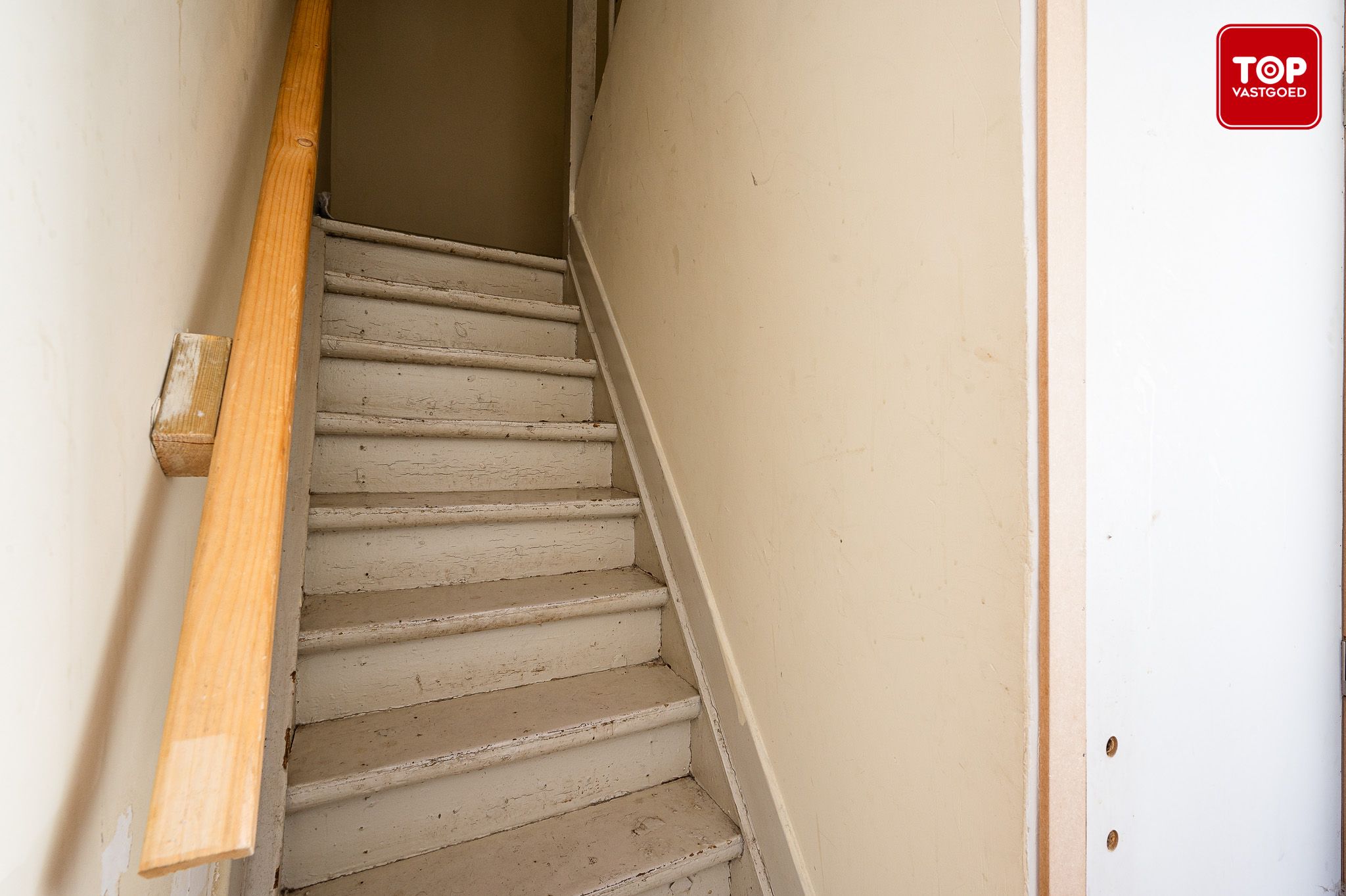 Stadswoning met 4 slaapkamers in een levendige winkelstraat. foto 12