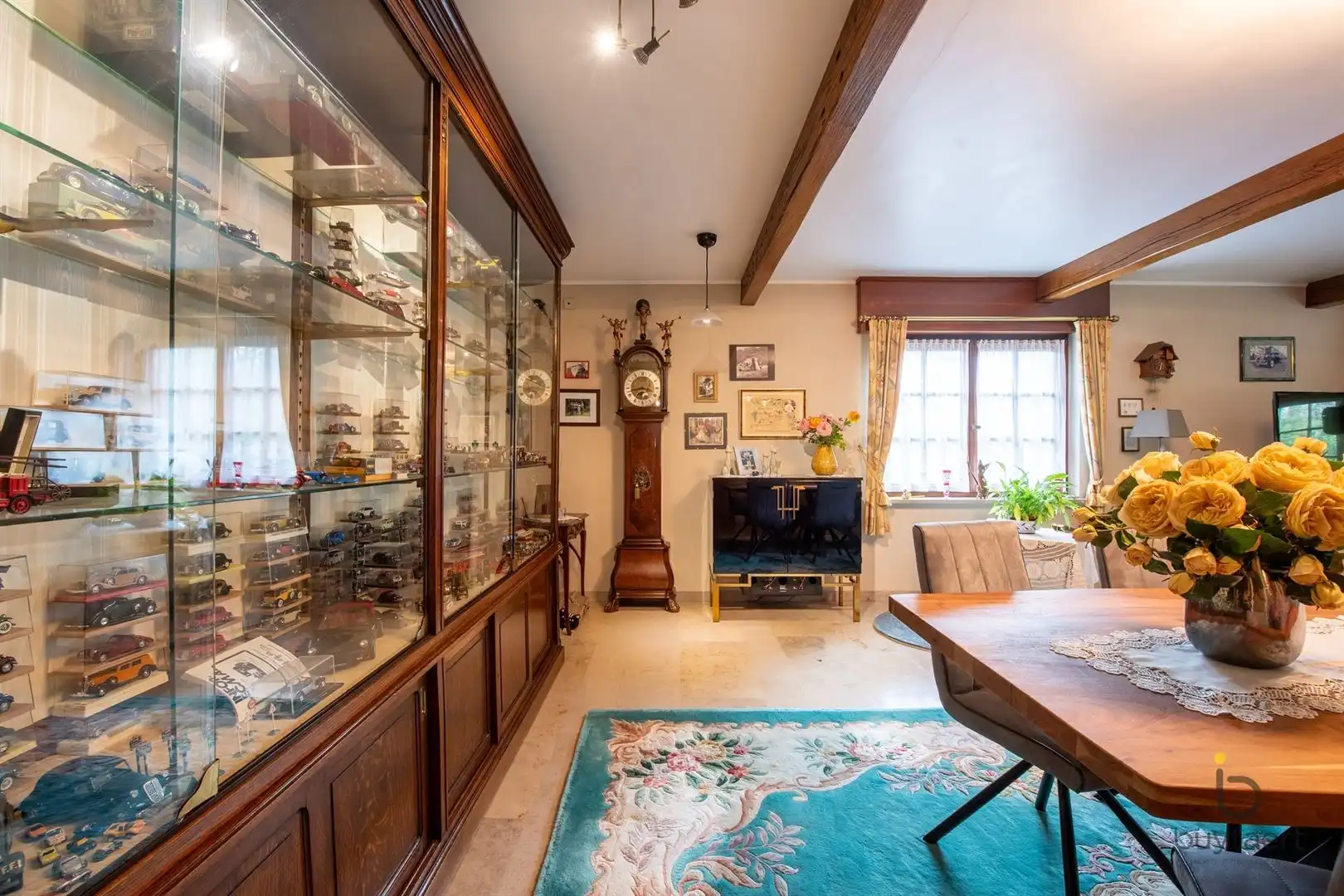 Energiezuinige en verzorgde bel-étage VILLA met veel potentieel! foto 9