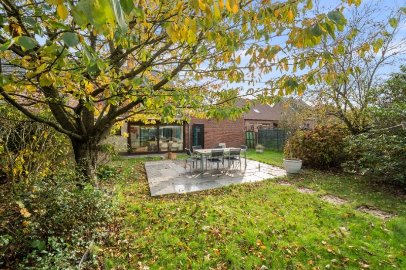 Karaktervolle woning HOB in rustige straat - 5 slpkmrs !!! foto 24