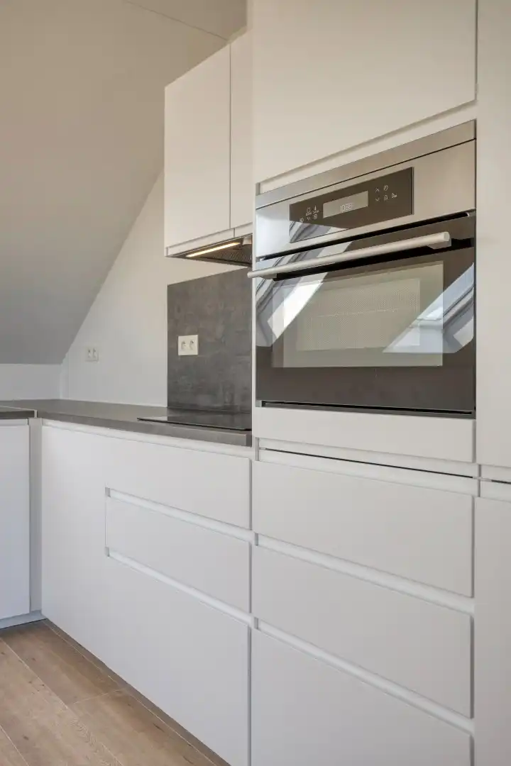 Gerenoveerd ruim en lichtrijk appartement met 2 slaapkamers - EPC  72Kwh/m² foto 13
