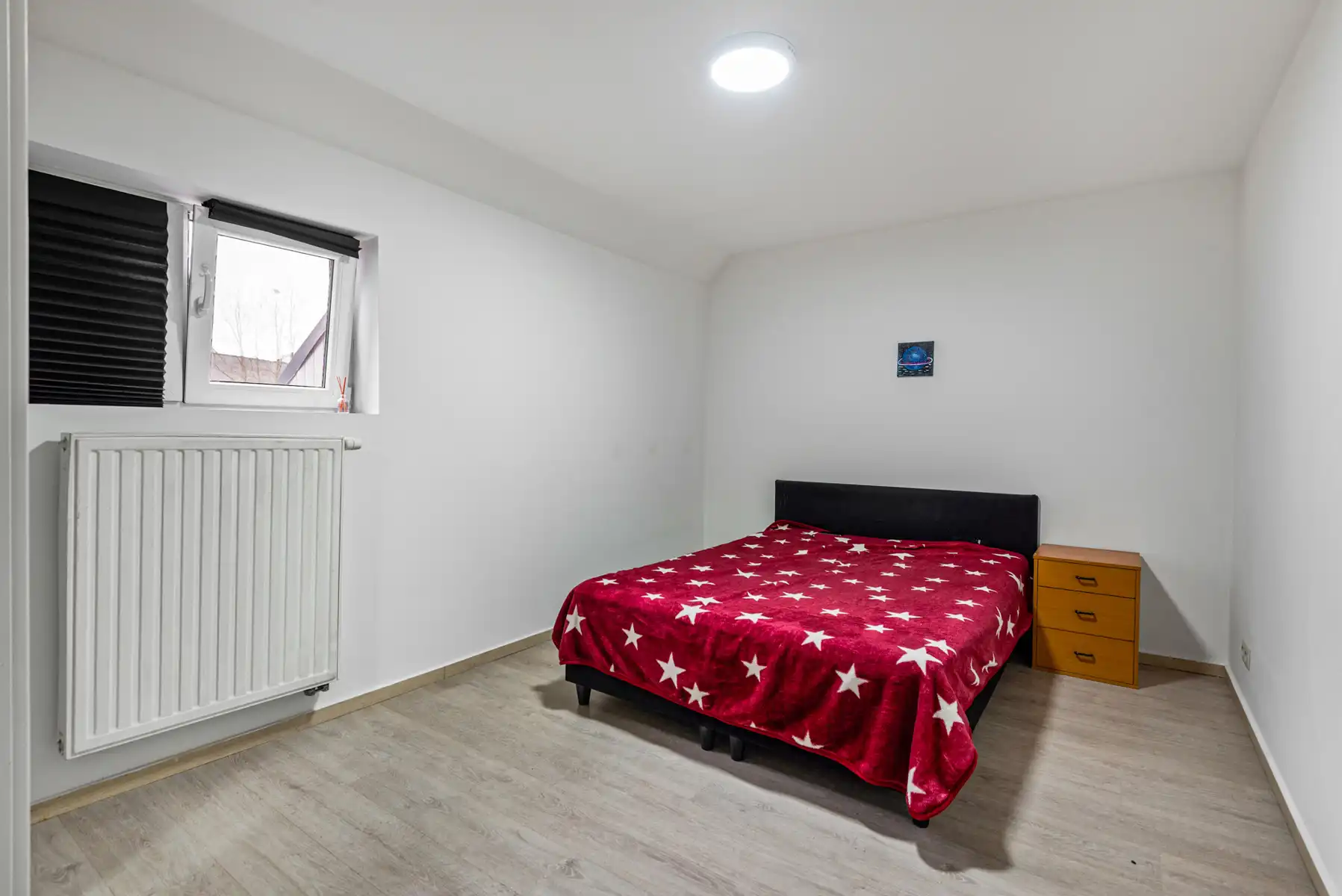 Instapklare woning met 5 slaapkamers en 2 badkamers (EPC B). foto 8