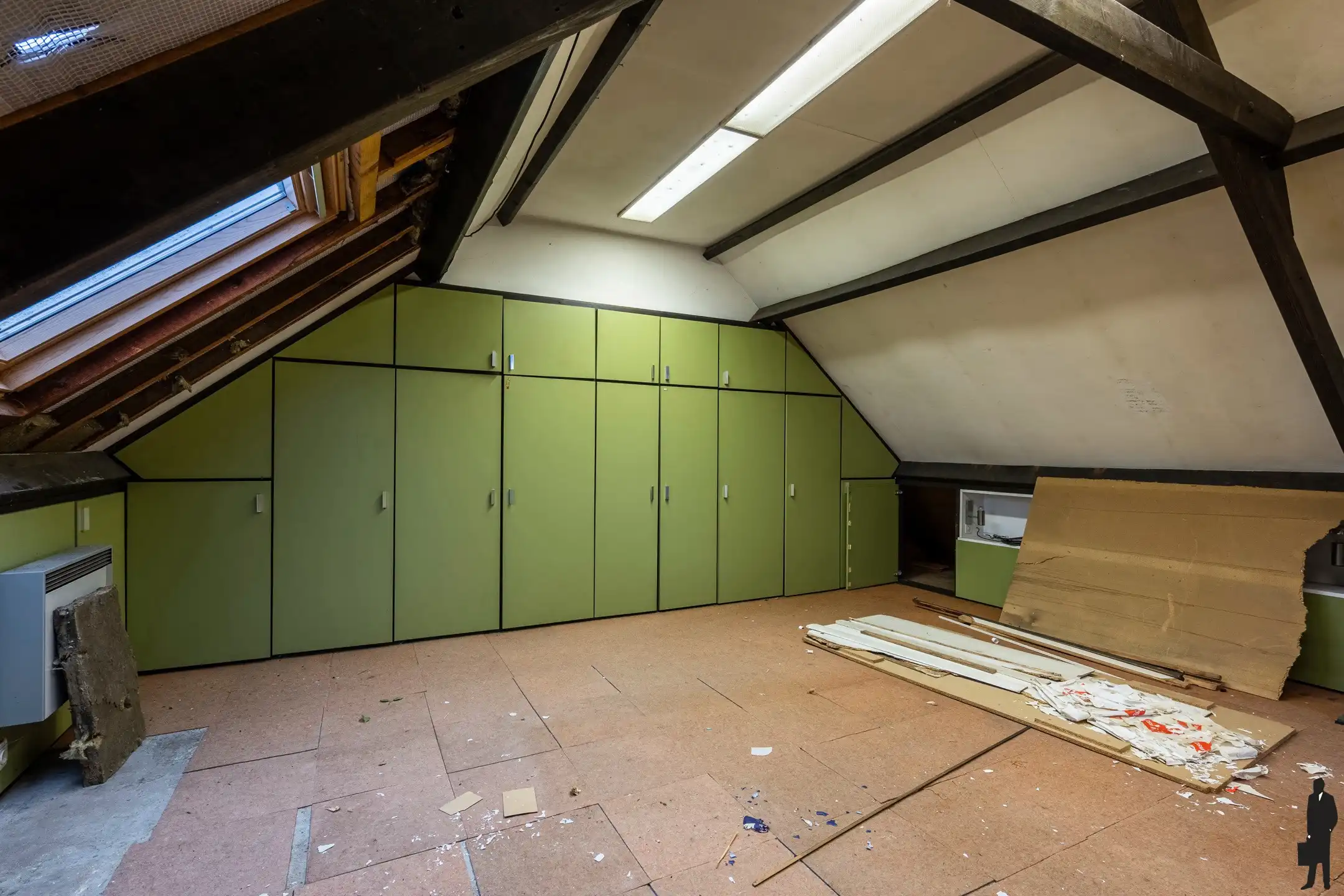 Renovatieproject met veel potentieel: ruime HOB met 3/4 slpk foto 30