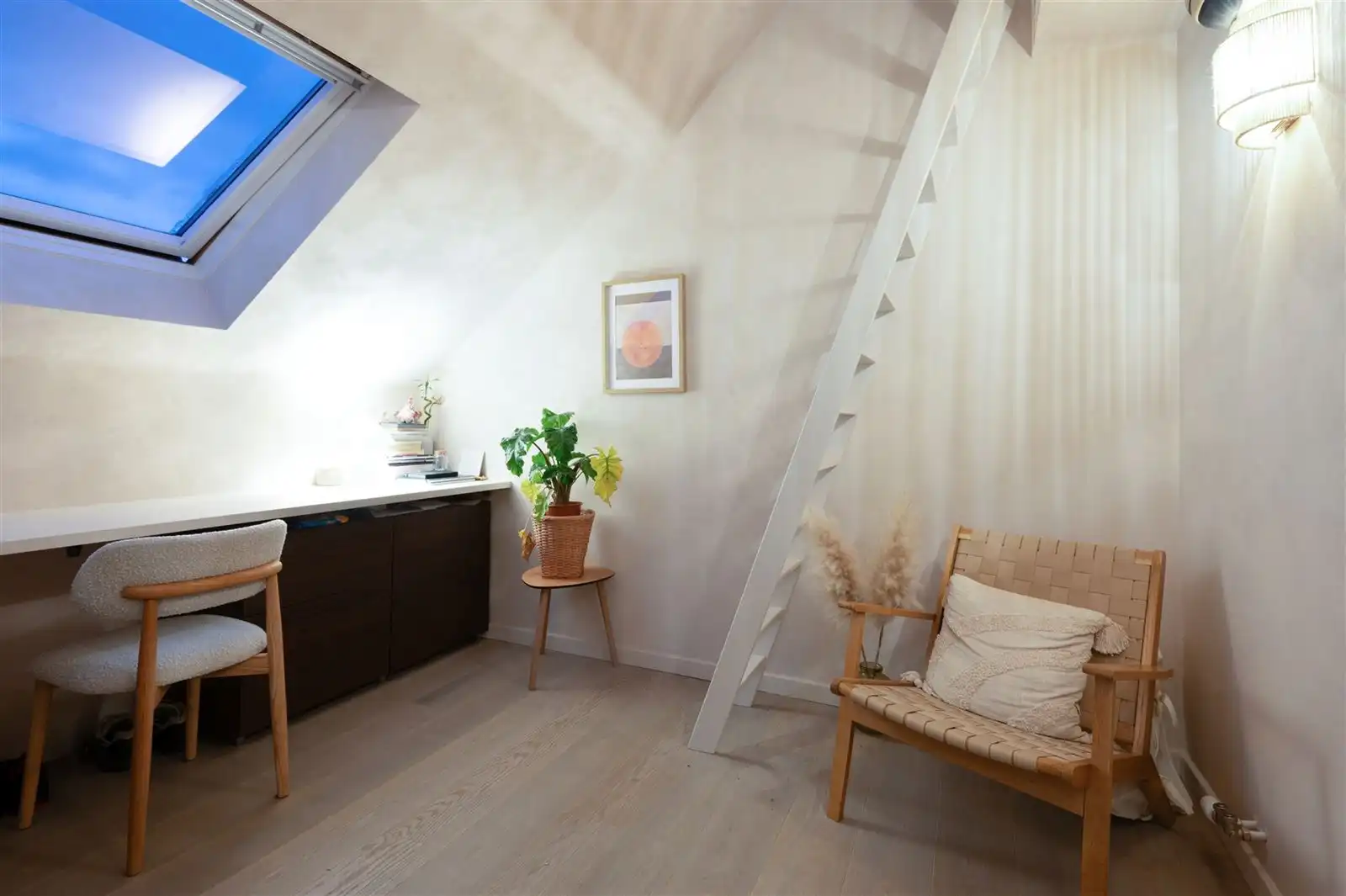 Instapklare woning met terras en 5 slaapkamers in Gent! foto 15